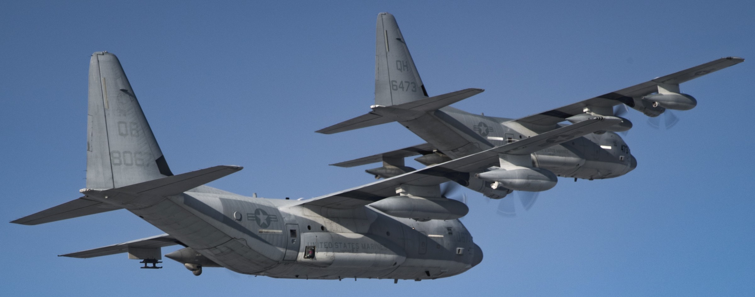 vmgr-352 raiders marine aerial refueler transport squadron kc-130j super hercules usmc whidbey island 47