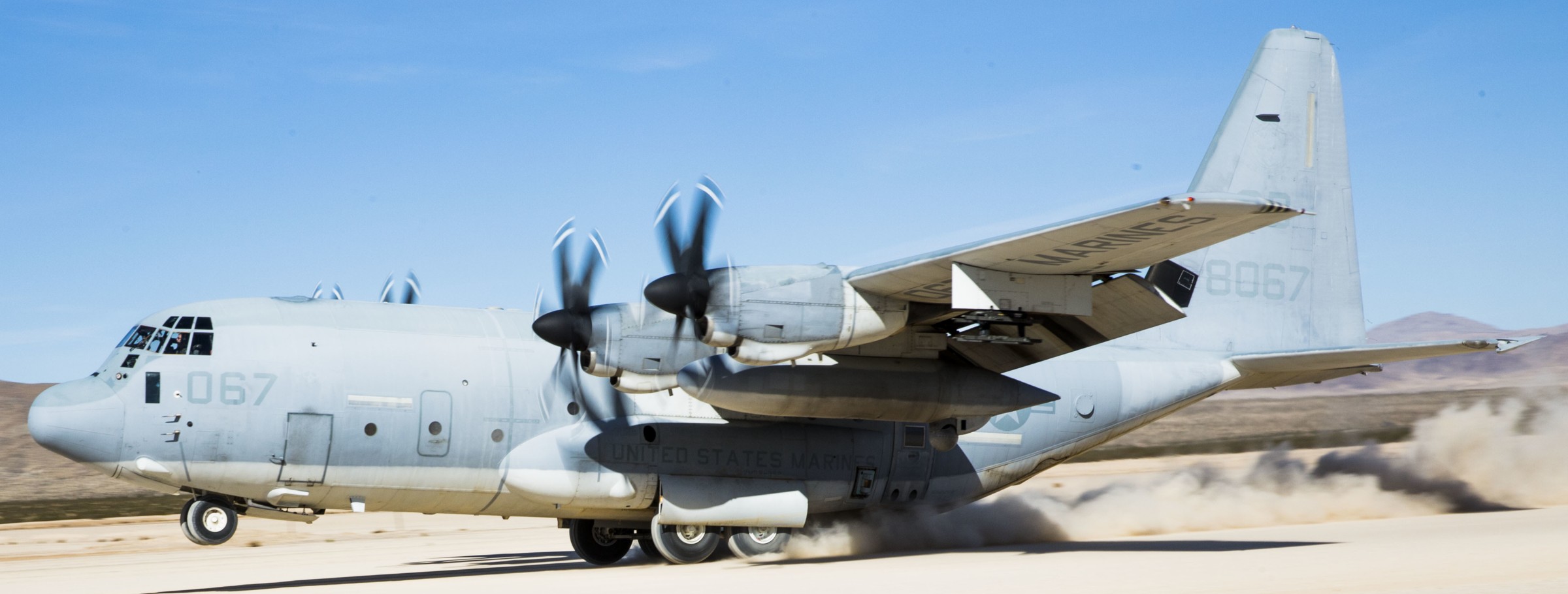 vmgr-352 raiders marine aerial refueler transport squadron kc-130j super hercules fort irwin airfield 55