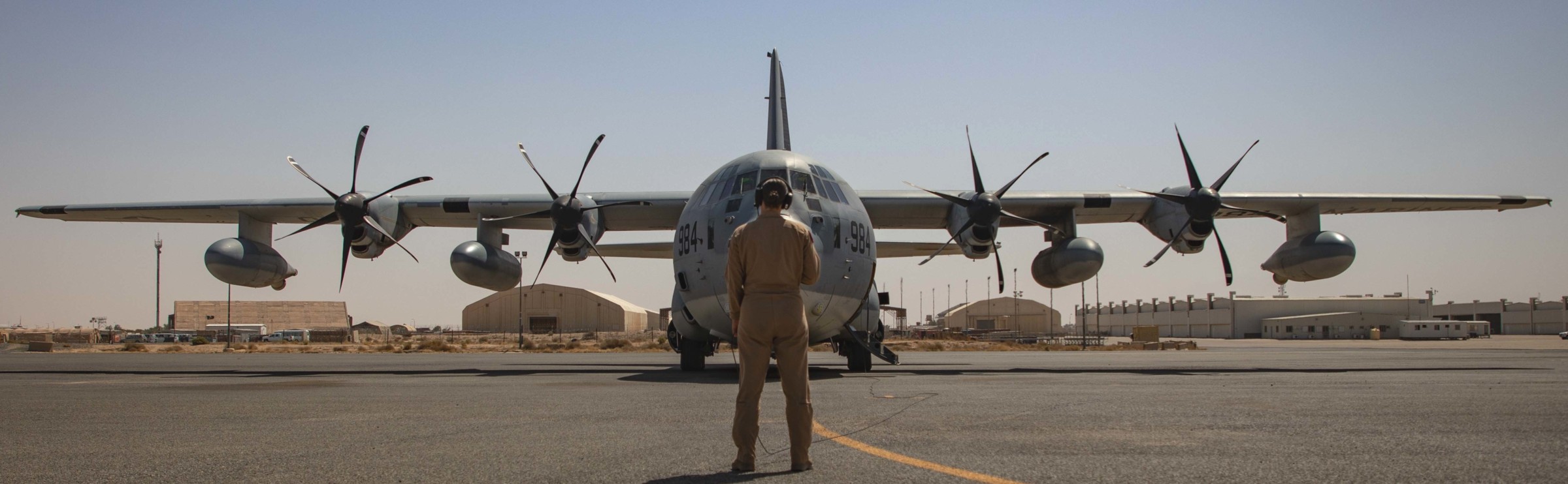 vmgr-352 raiders marine aerial refueler transport squadron kc-130j super hercules usmc kuwait 79