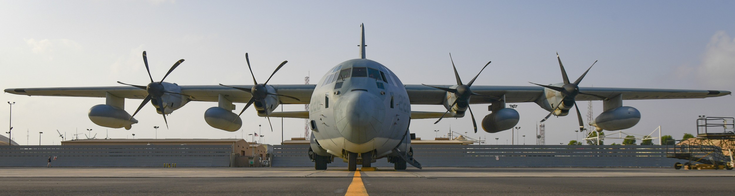 vmgr-352 raiders marine aerial refueler transport squadron kc-130j super hercules camp lemonnier djibouti 88