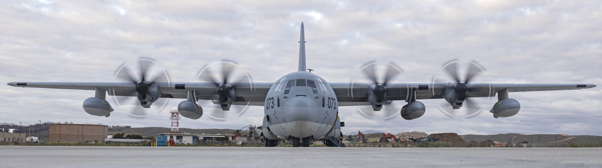 vmgr-352 raiders marine aerial refueler transport squadron kc-130j super hercules usmc 113