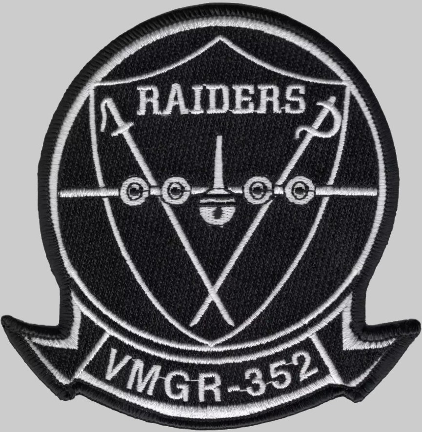 vmgr-352 raiders insignia crest patch badge marine aerial refueler transport squadron kc-130j super hercules usmc 02p