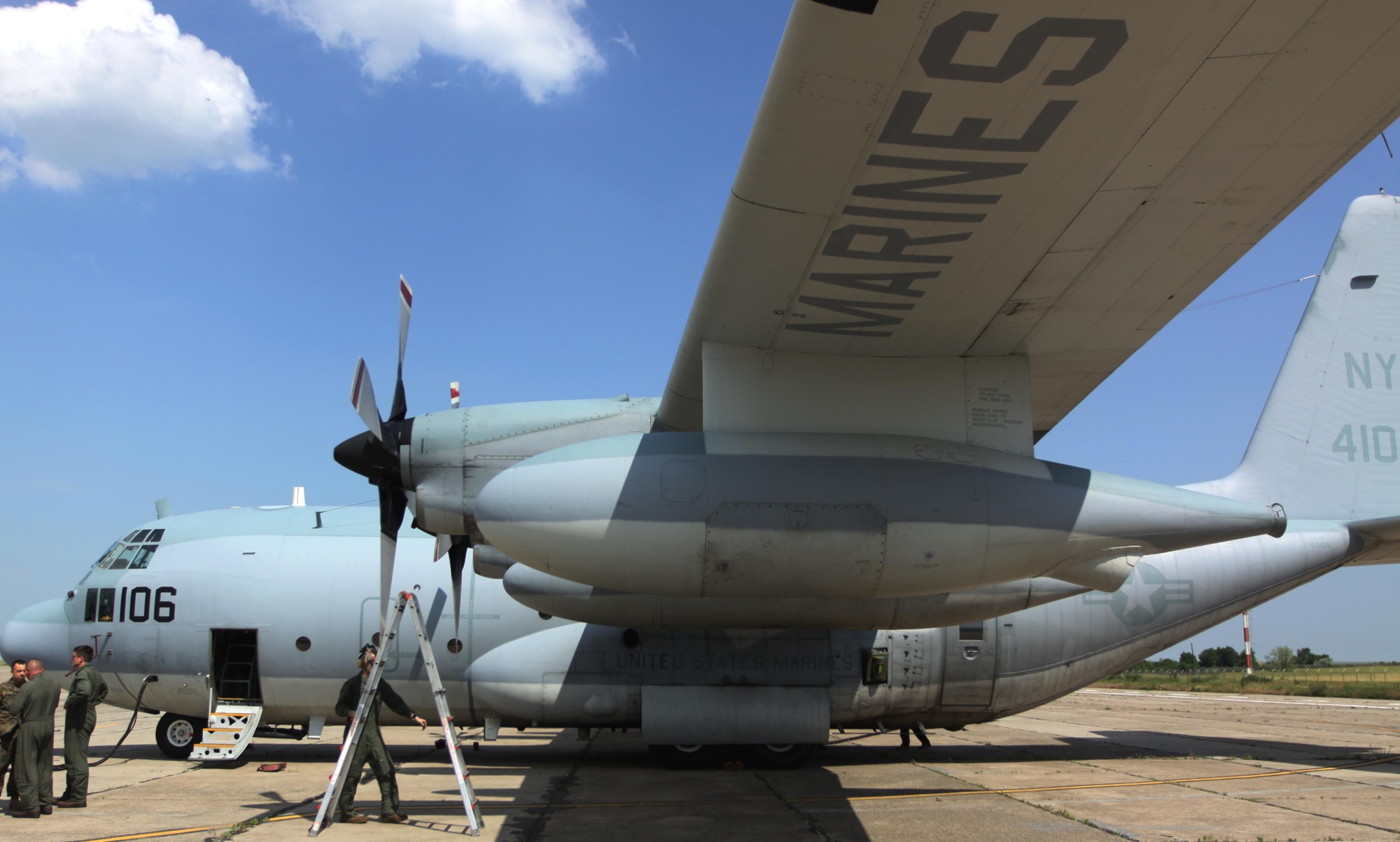 vmgr-452 yankees marine aerial refueler transport squadron kc-130t hercules usmc reserve 06