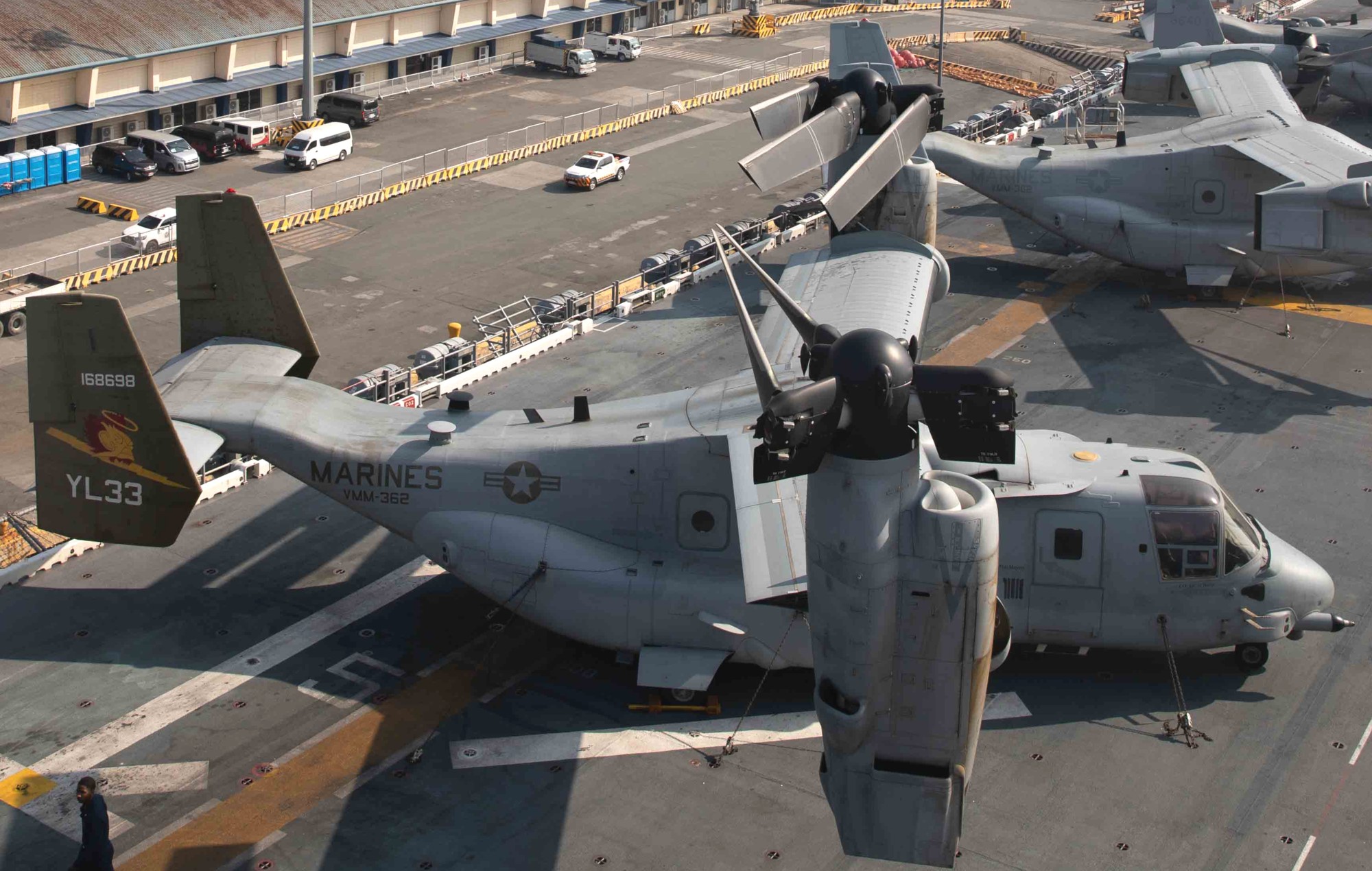 vmm-362 ugly angels marine medium tiltrotor squadron mv-22b osprey lhd-8 uss makin island 62