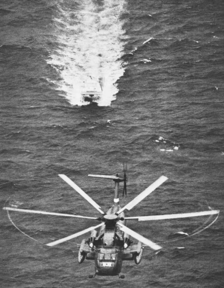 hm-12 sea dragons helicopter mine countermeasures squadron navy rh-53d sea stallion 21 sweeping sledge