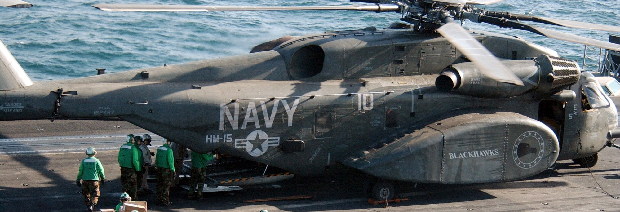 hm-15 blackhawks helicopter mine countermeasures squadron navy mh-53e sea dragon 90