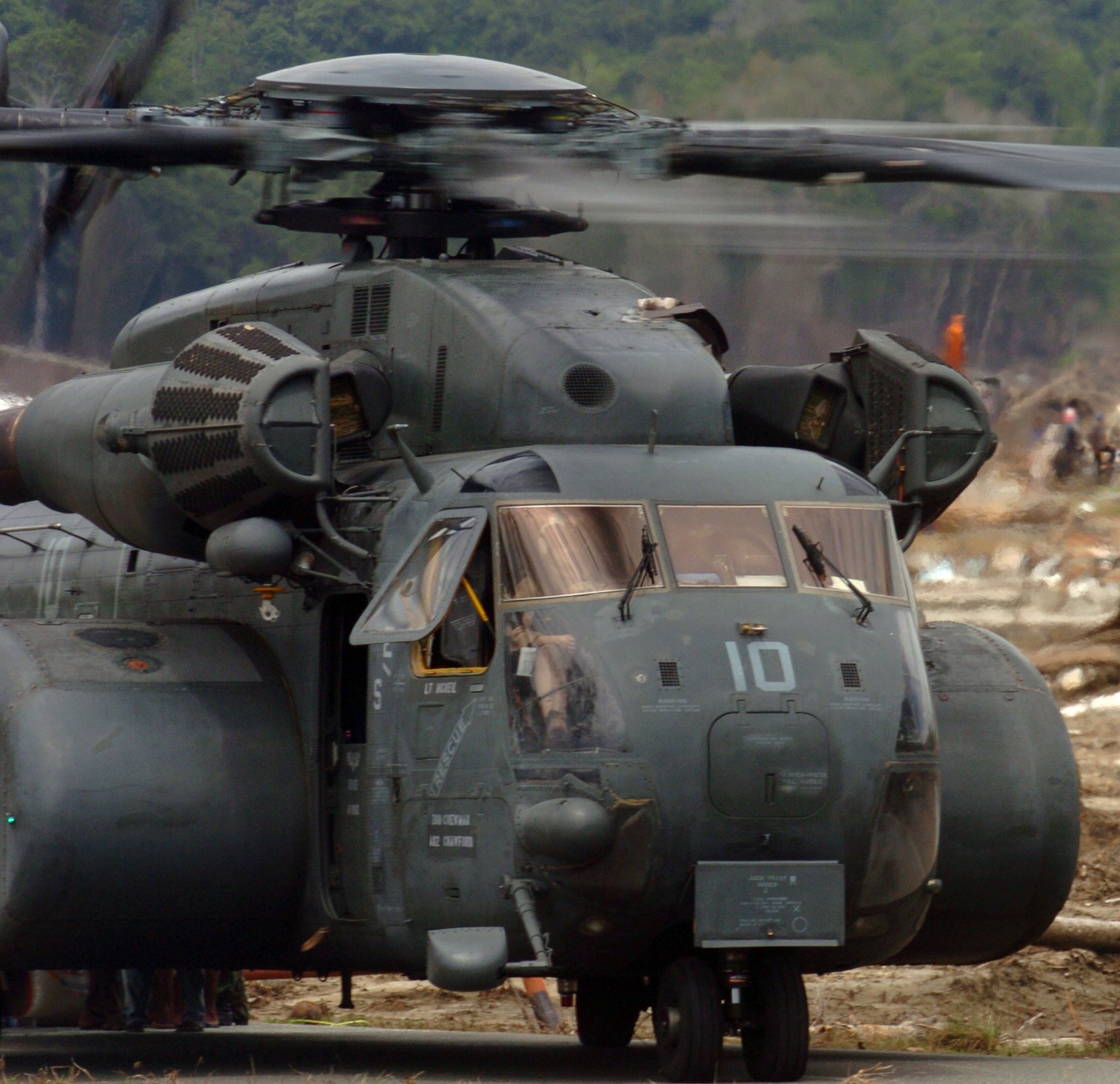 hm-15 blackhawks helicopter mine countermeasures squadron navy mh-53e sea dragon 100 sumatra indonesia