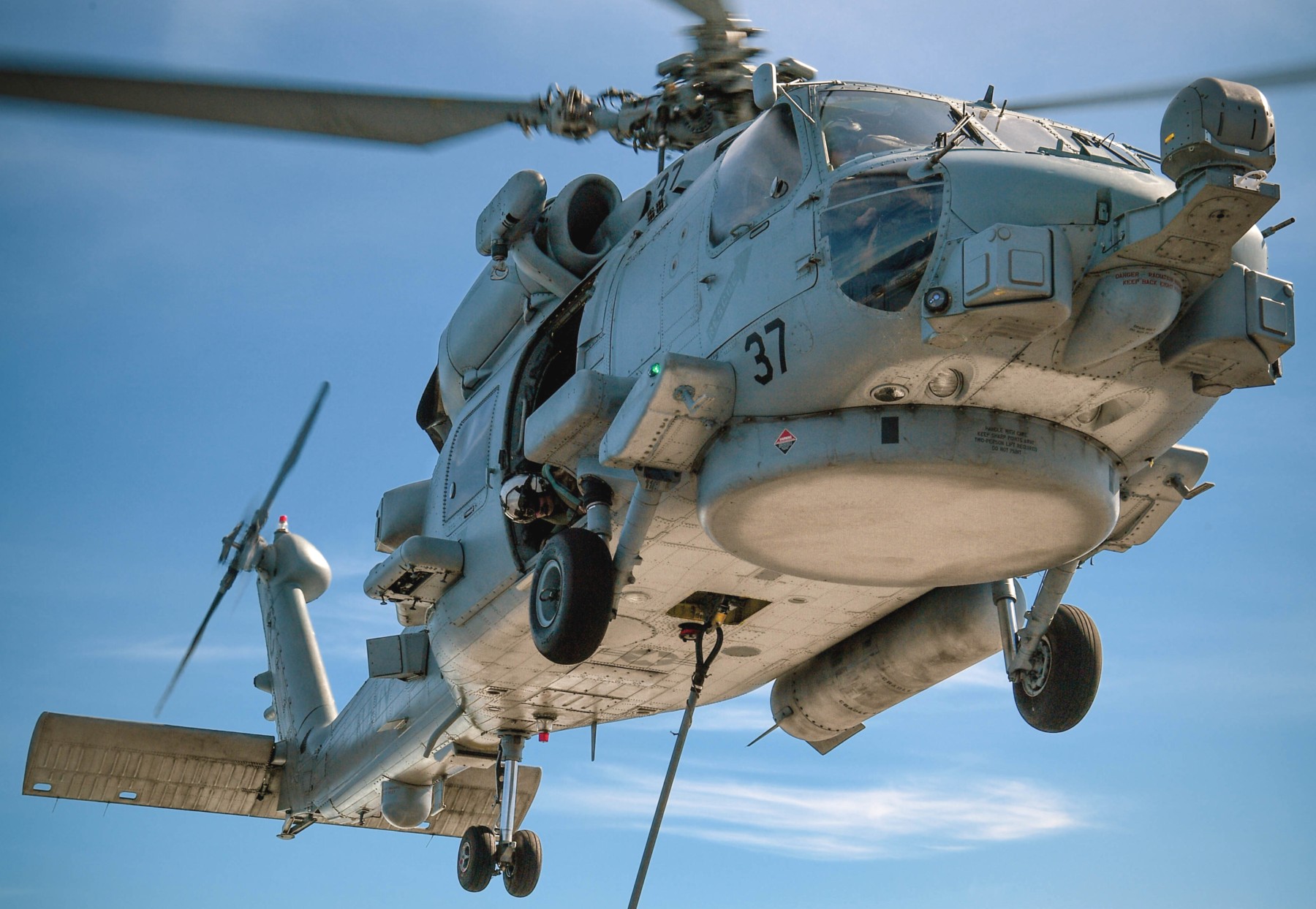 hsm-35 magicians helicopter maritime strike squadron mh-60r seahawk ddg-92 uss momsen 69