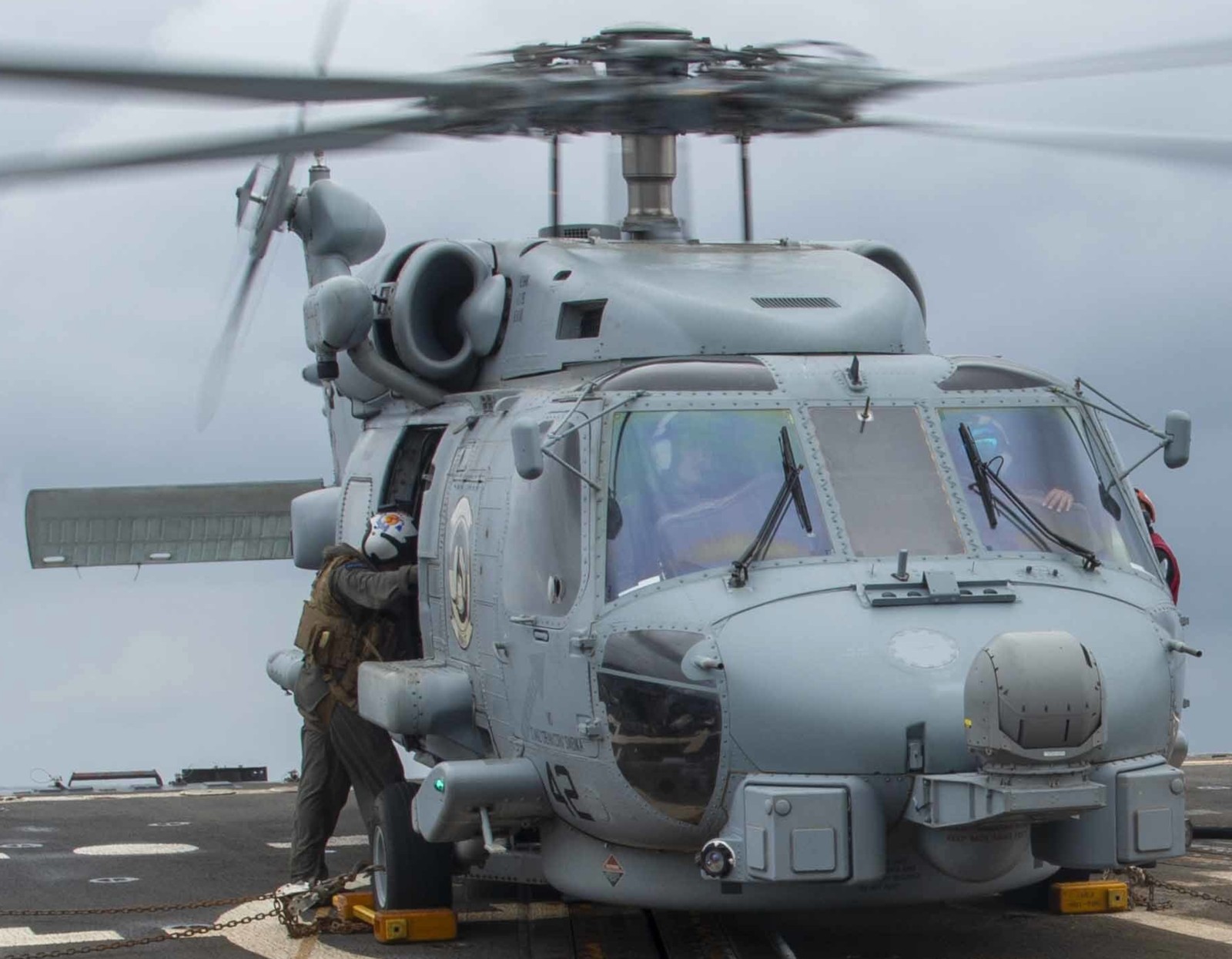 hsm-37 easyriders helicopter maritime strike squadron mh-60r seahawk 52