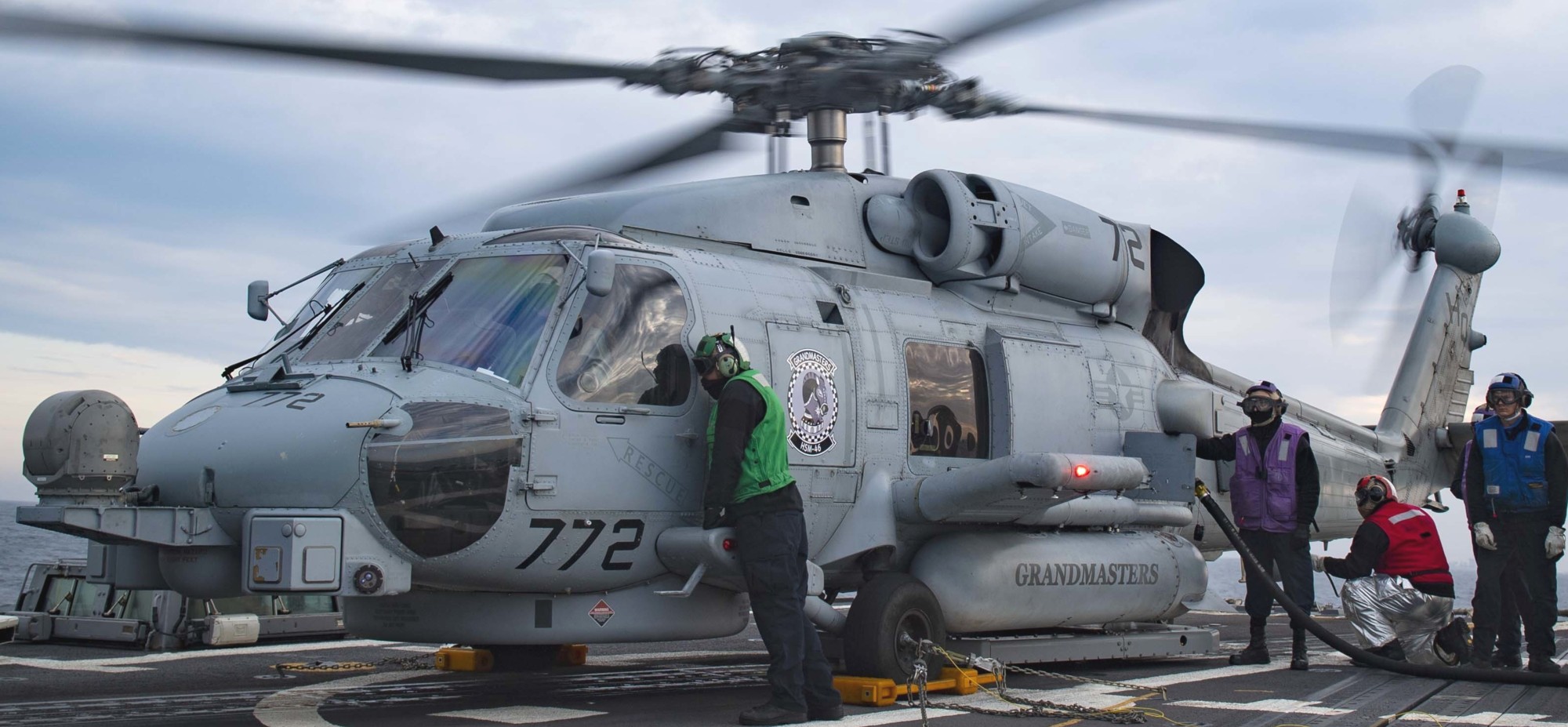 hsm-46 grandmasters helicopter maritime strike squadron mh-60r seahawk ddg-116 uss thomas hudner 69