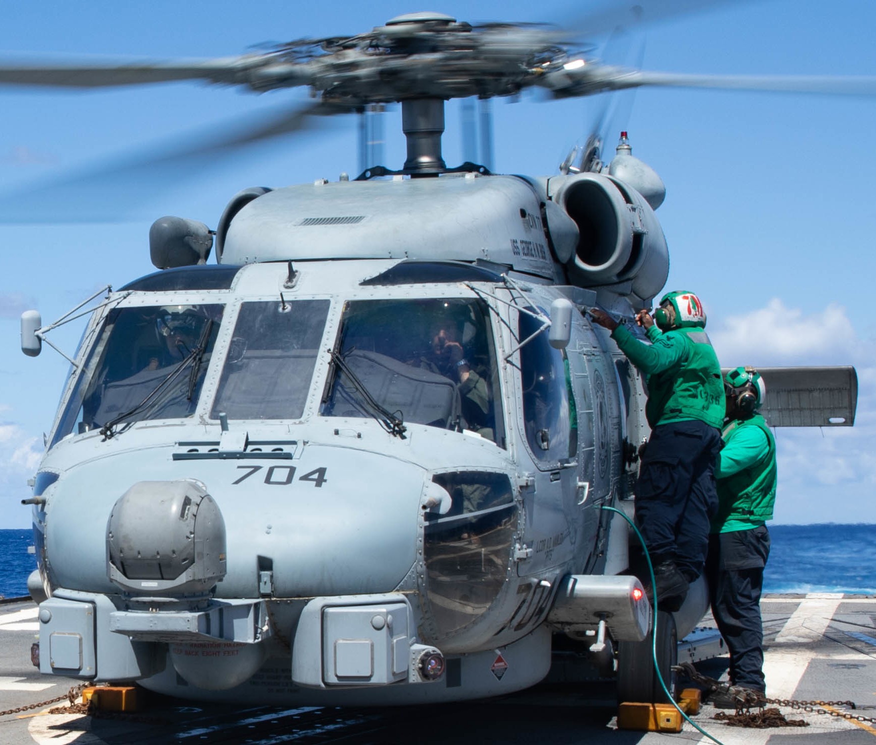 hsm-46 grandmasters helicopter maritime strike squadron mh-60r seahawk uss truxtun 83