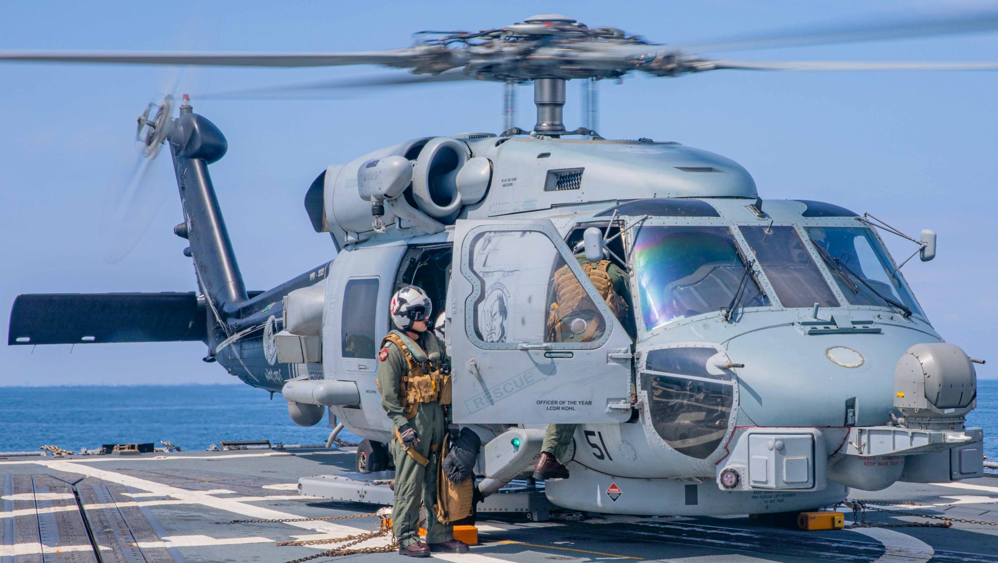 hsm-51 warlords helicopter maritime strike squadron mh-60r seahawk ddg-83 uss howard 42