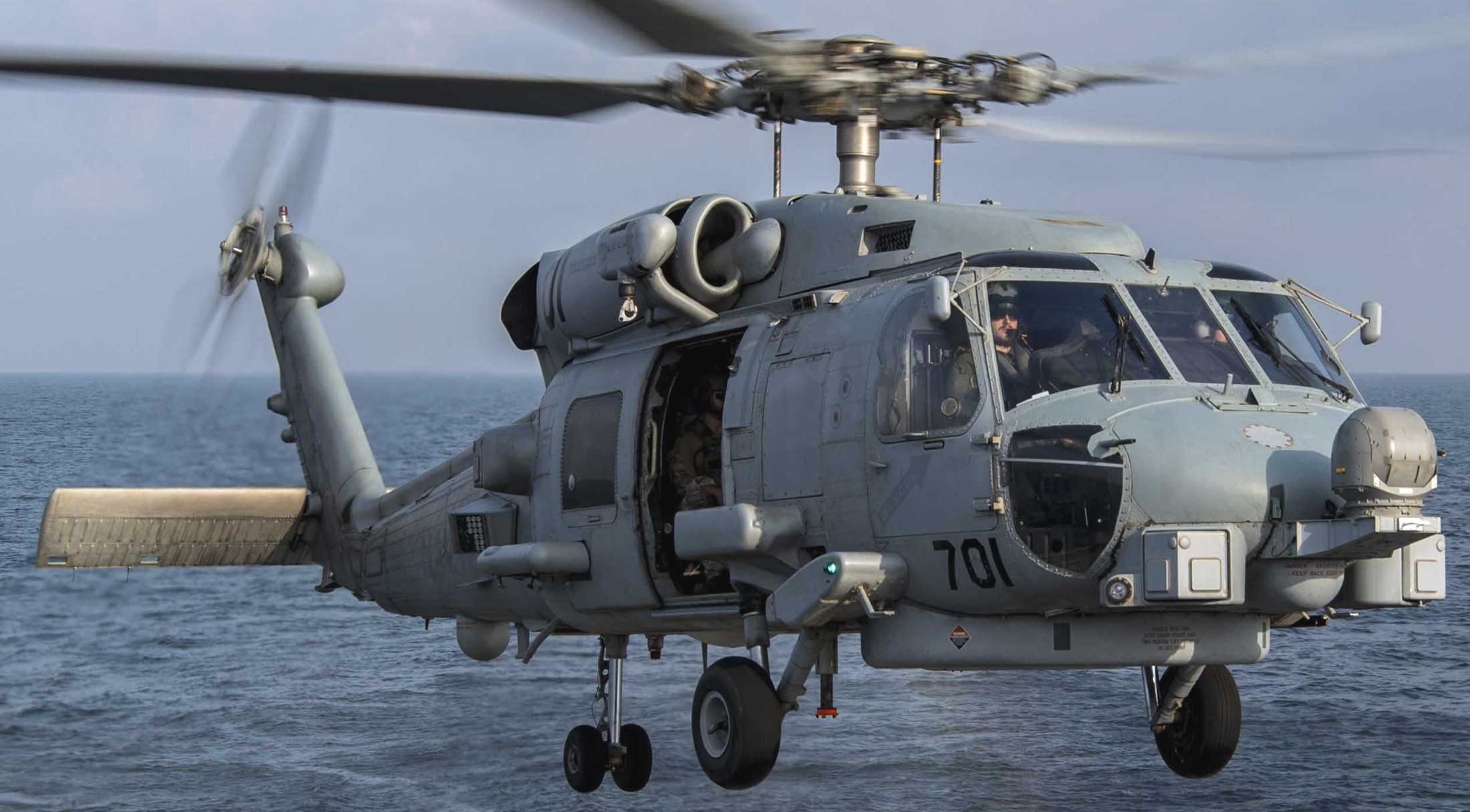 hsm-71 raptors helicopter maritime strike squadron mh-60r seahawk ddg-101 uss gridley 90