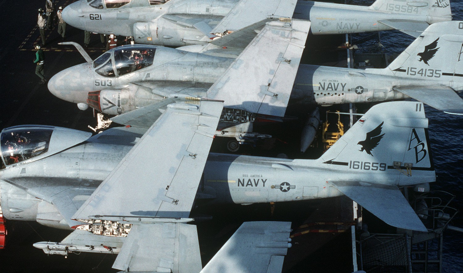 va-85 black falcons attack squadron us navy a-6e intruder carrier air wing cvw-1 uss america cv-66 25