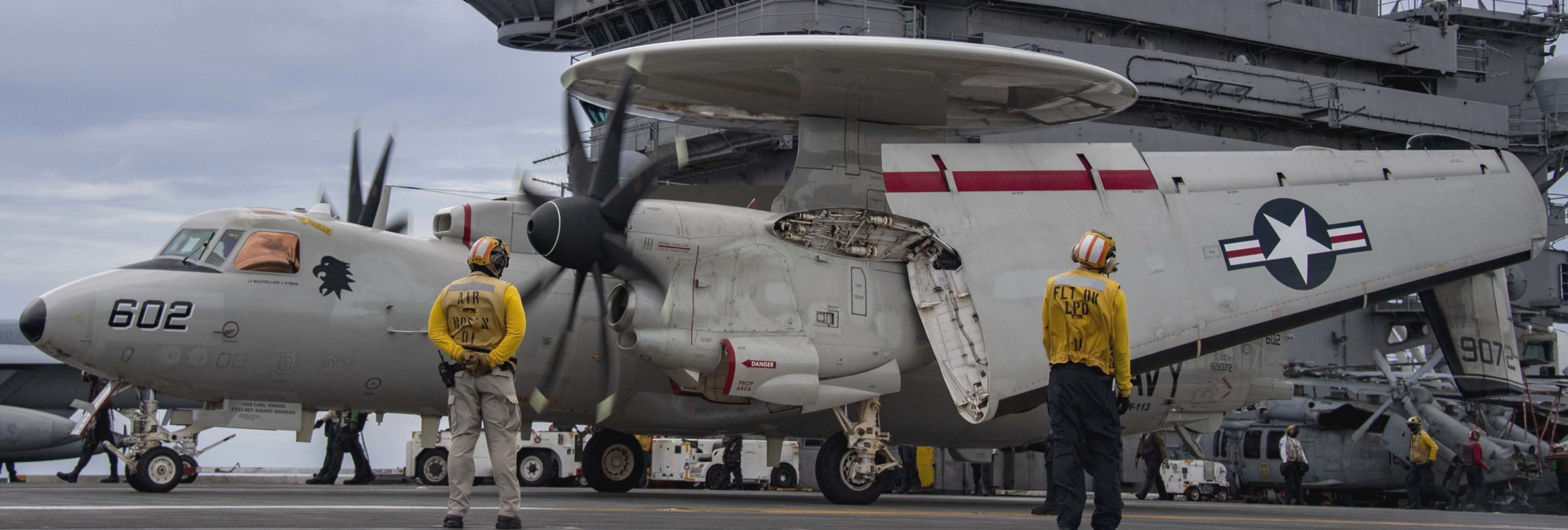 vaw-113 black eagles airborne command control squadron e-2d advanced hawkeye cvw-2 cvn-70 uss carl vinson 129