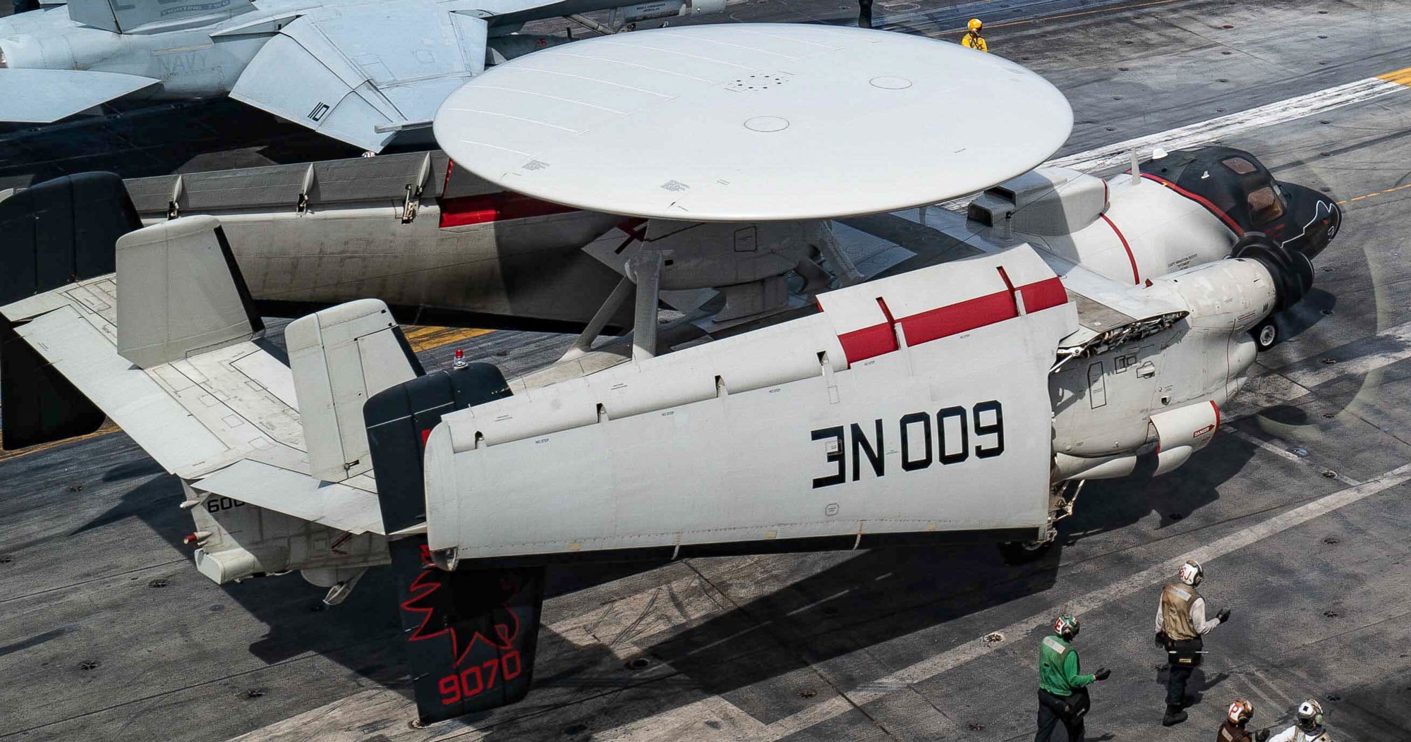 vaw-113 black eagles airborne command control squadron e-2d advanced hawkeye cvw-2 cvn-70 uss carl vinson 136