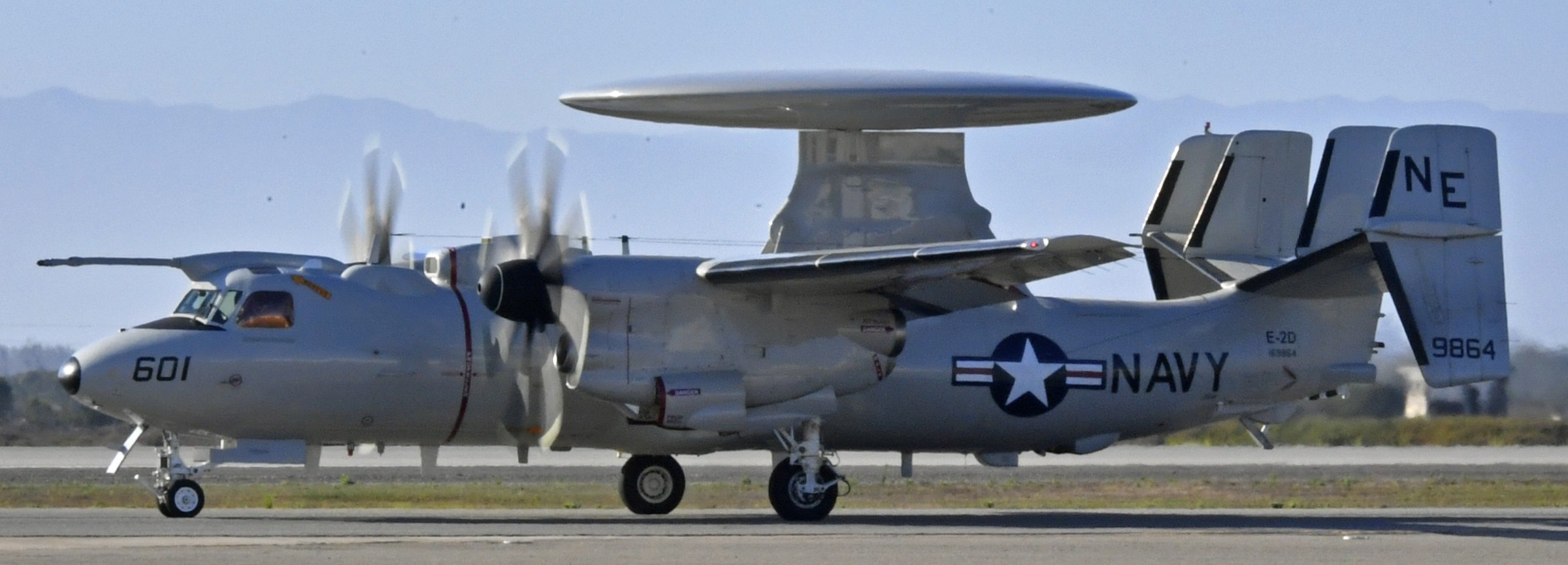 vaw-113 black eagles airborne command control squadron e-2d advanced hawkeye nabase ventura county california 151