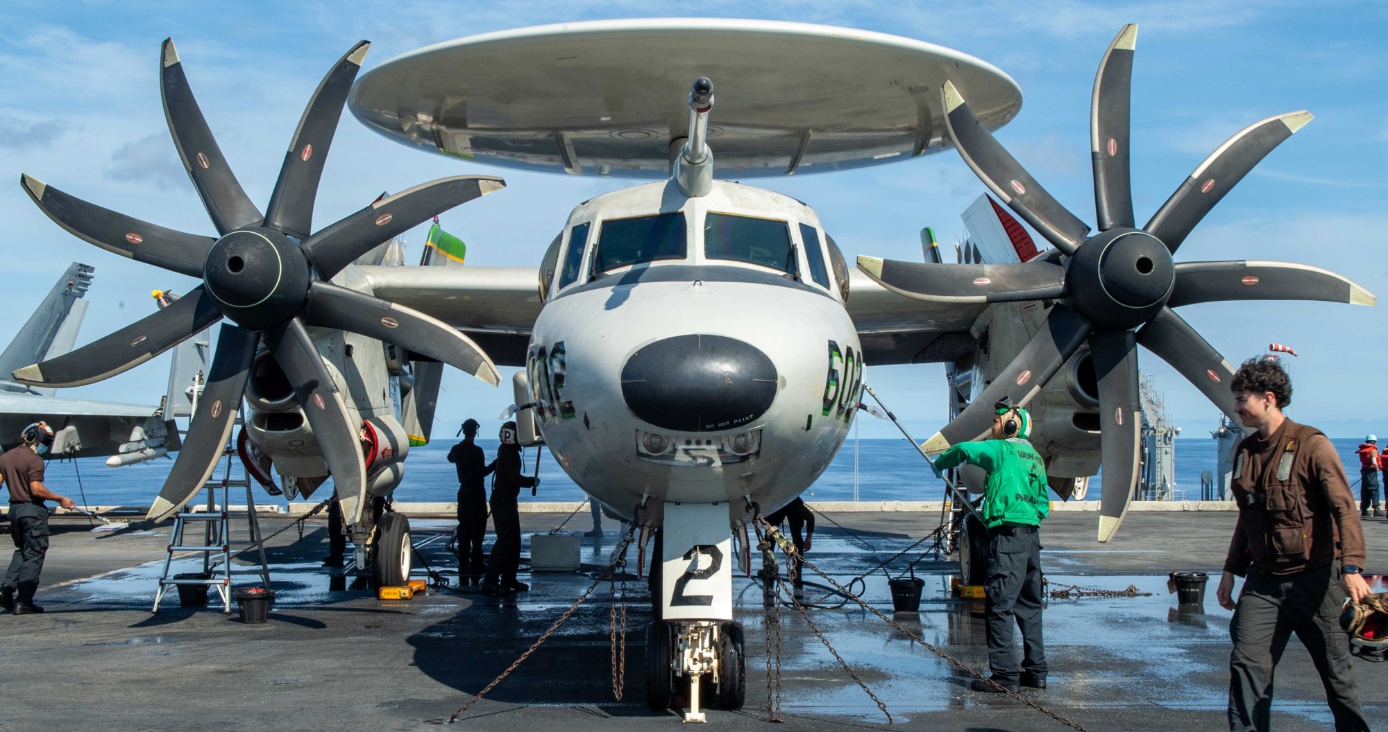 vaw-115 liberty bells airborne command control squadron e-2d advanced hawkeye cvw-11 cvn-71 uss theodore roosevelt 214