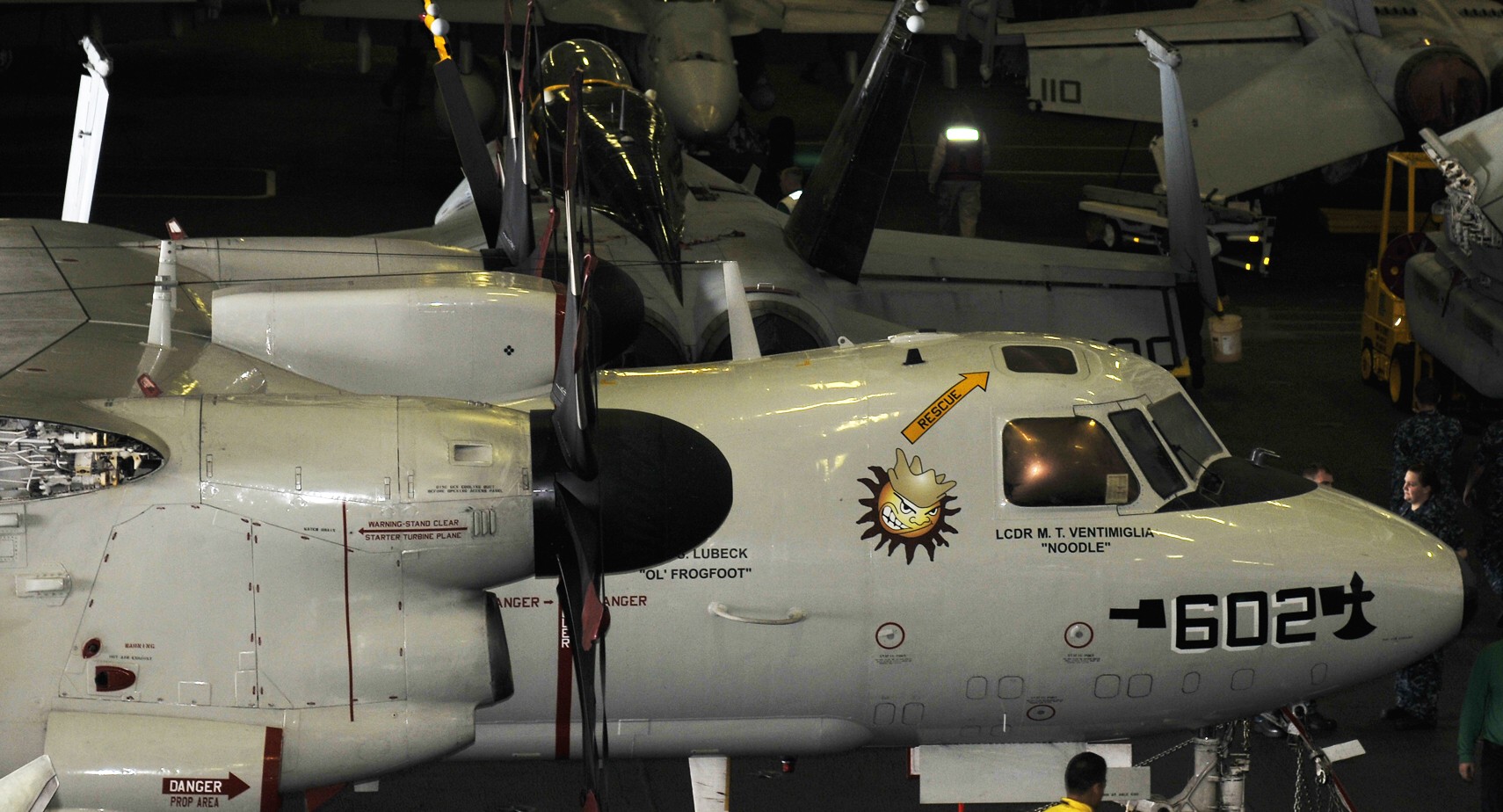 vaw-116 sun kings carrier airborne early warning squadron cvw-2 cvn-72 uss abraham lincoln 133