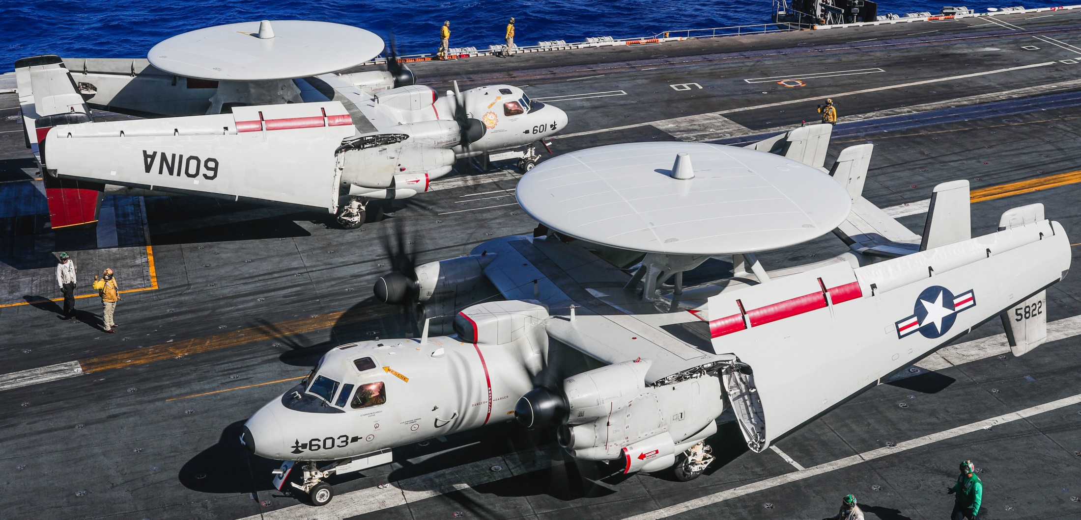 vaw-116 sun kings airborne command control squadron e-2c hawkeye nabase ventura county nas point mugu 142x