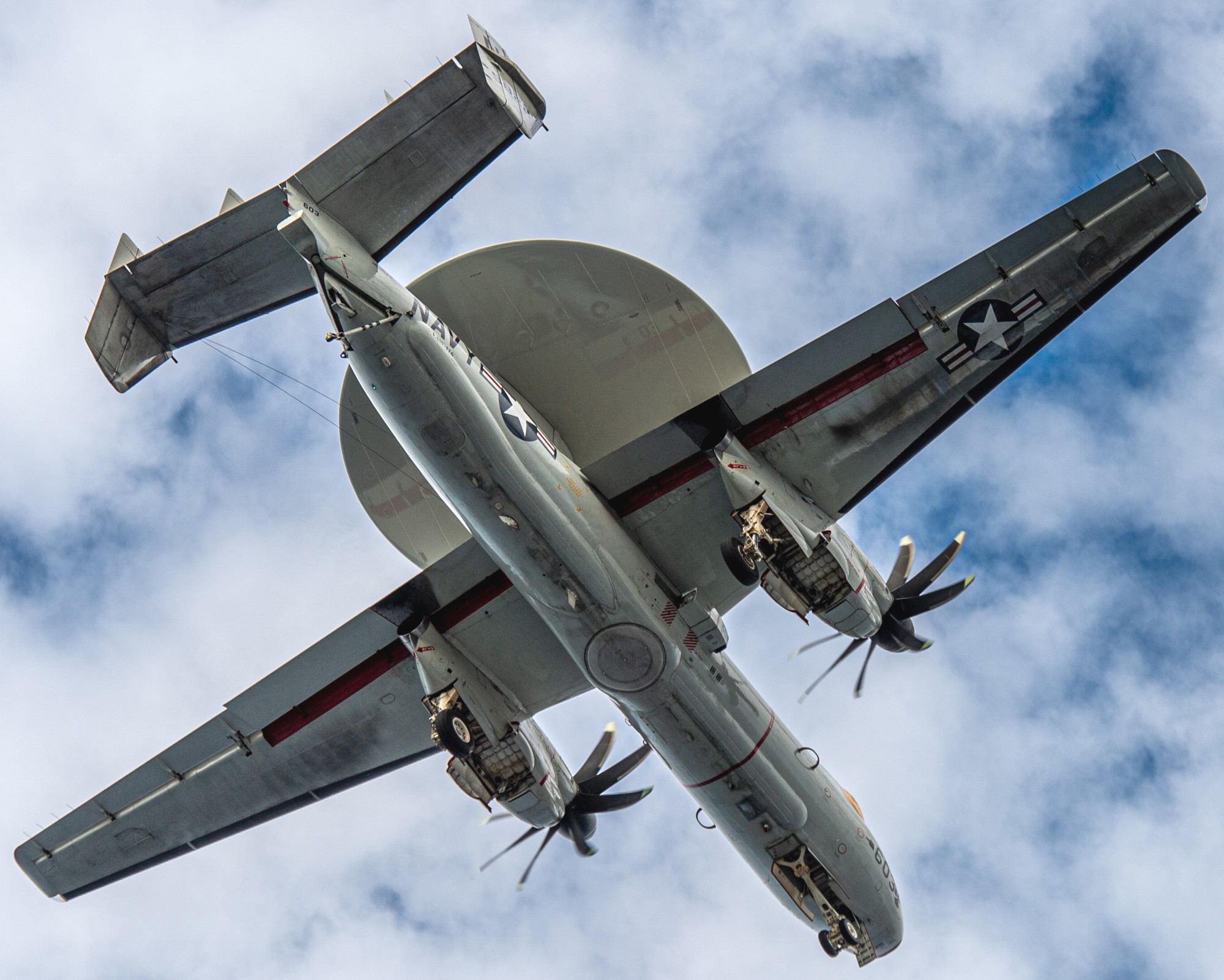 vaw-116 sun kings airborne command control squadron e-2c hawkeye cvw-17 cvn-68 uss nimitz 148