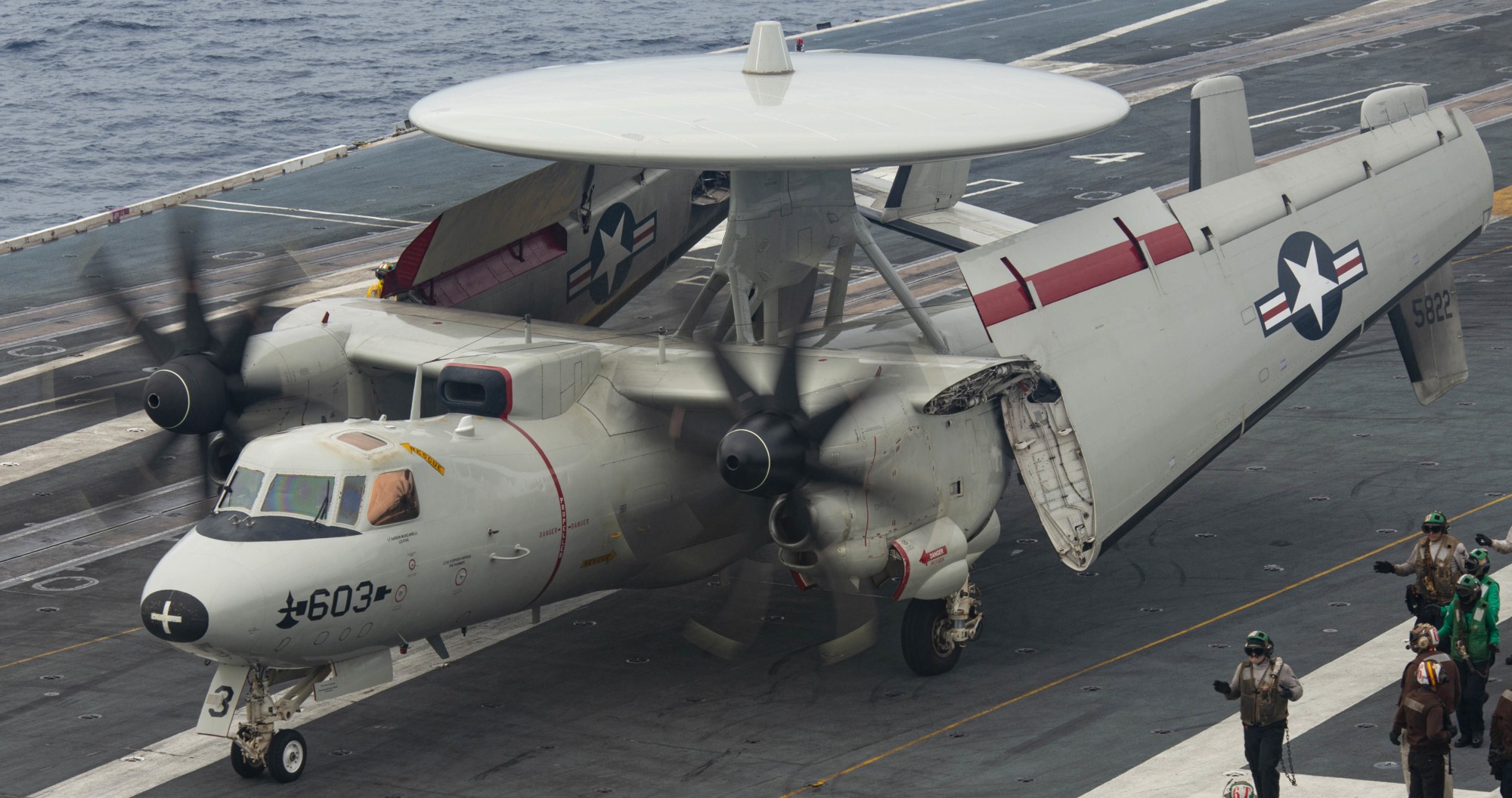 vaw-116 sun kings airborne command control squadron e-2c hawkeye cvw-17 cvn-68 uss nimitz 150