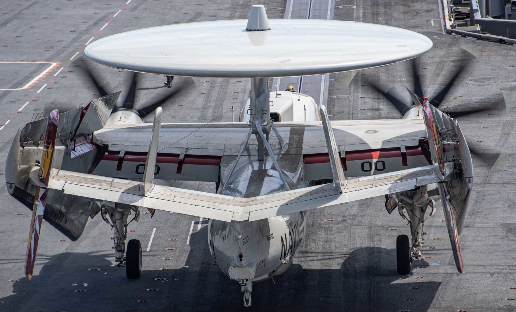 vaw-116 sun kings airborne command control squadron e-2c hawkeye cvw-17 cvn-68 uss nimitz 151