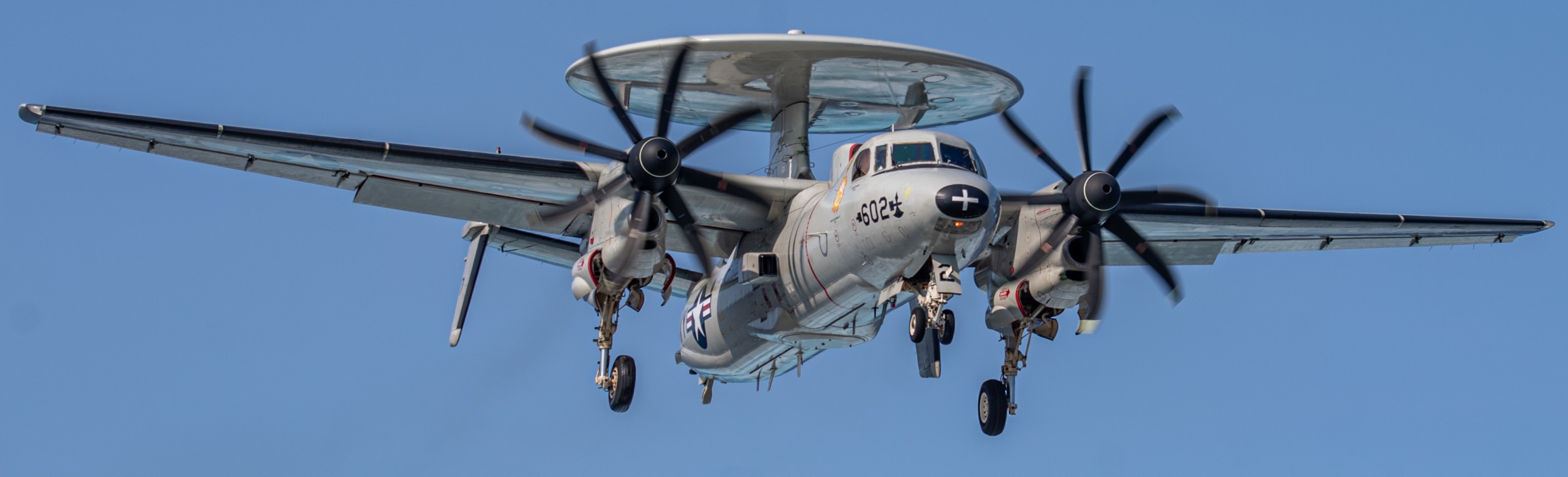 vaw-116 sun kings airborne command control squadron e-2c hawkeye cvw-17 cvn-68 uss nimitz 158