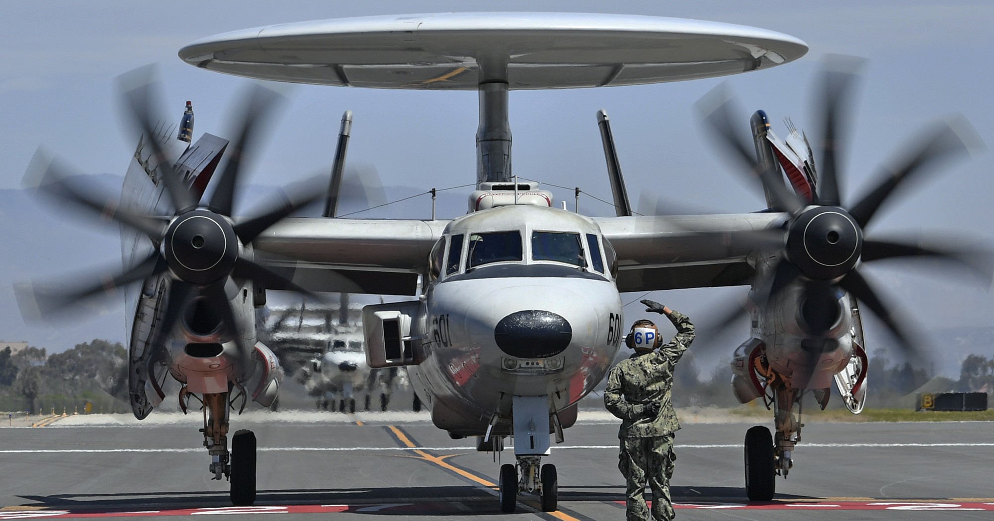 vaw-117 wallbangers airborne command control squadron e-2d advanced hawkeye nas point mugu 2022 197