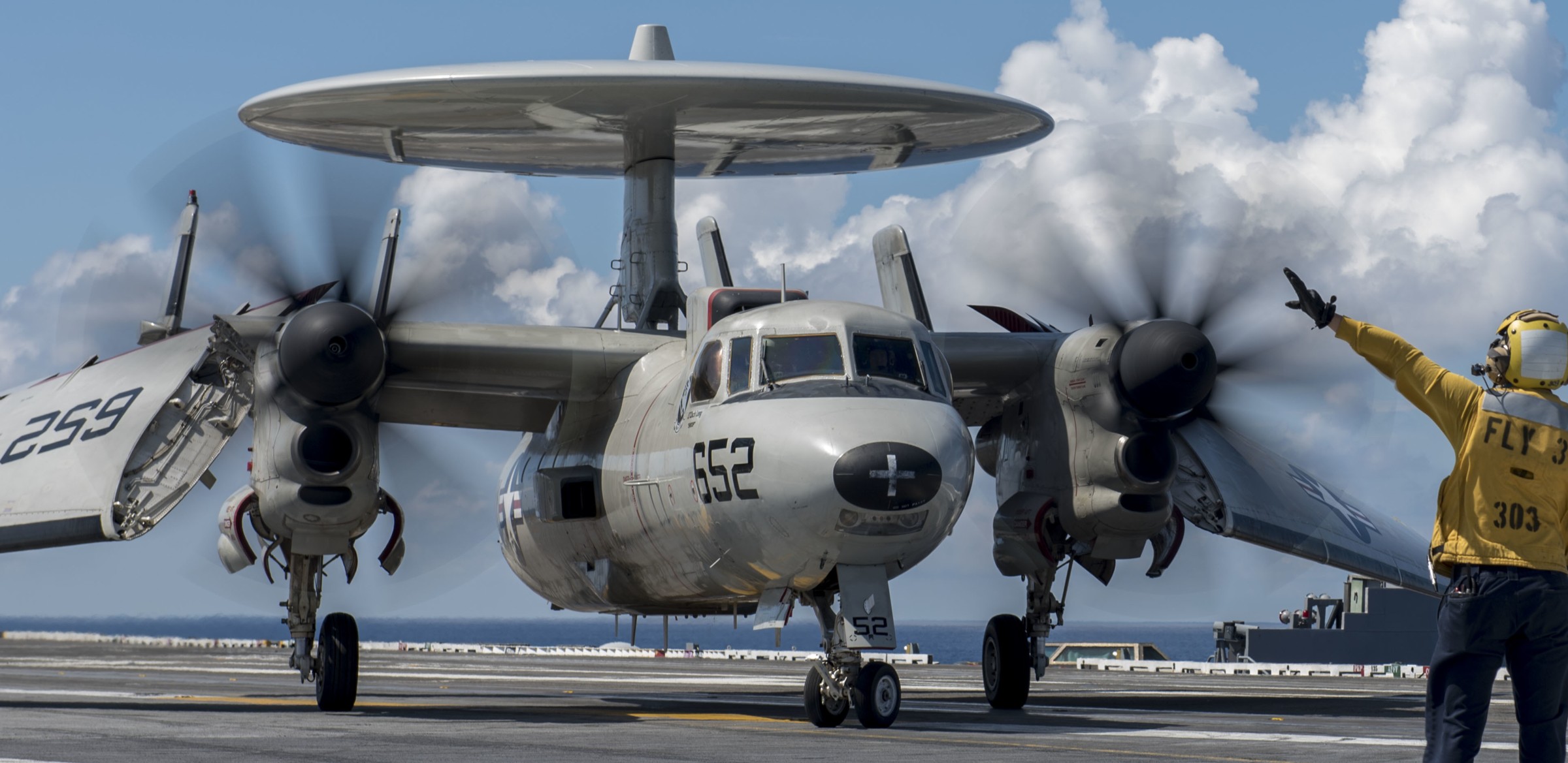 vaw-120 greyhawks carrier airborne early warning squadron e-2d advanced hawkeye replacement uss george h. w. bush cvn-77 64