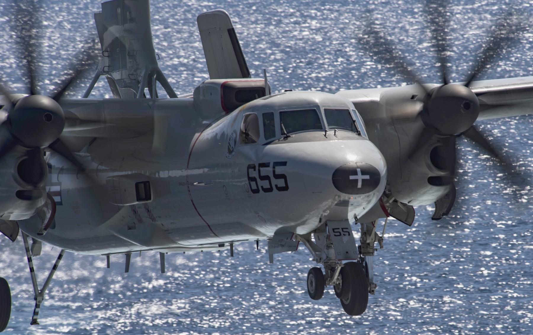 vaw-120 greyhawks carrier airborne early warning squadron e-2c hawkeye replacement uss dwight d. eisenhower cvn-69 73