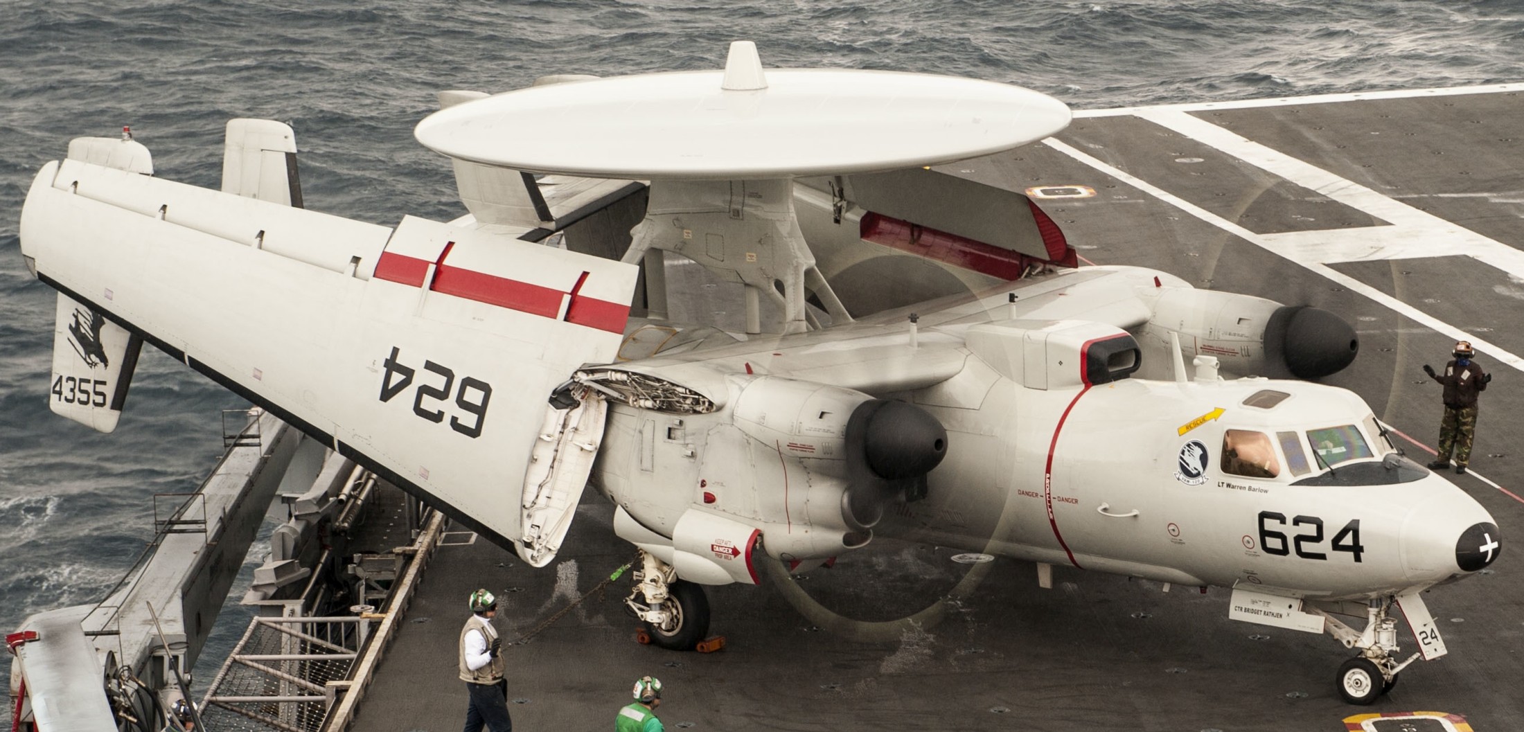 vaw-120 greyhawks carrier airborne early warning squadron e-2c hawkeye replacement uss george h. w. bush cvn-77 84