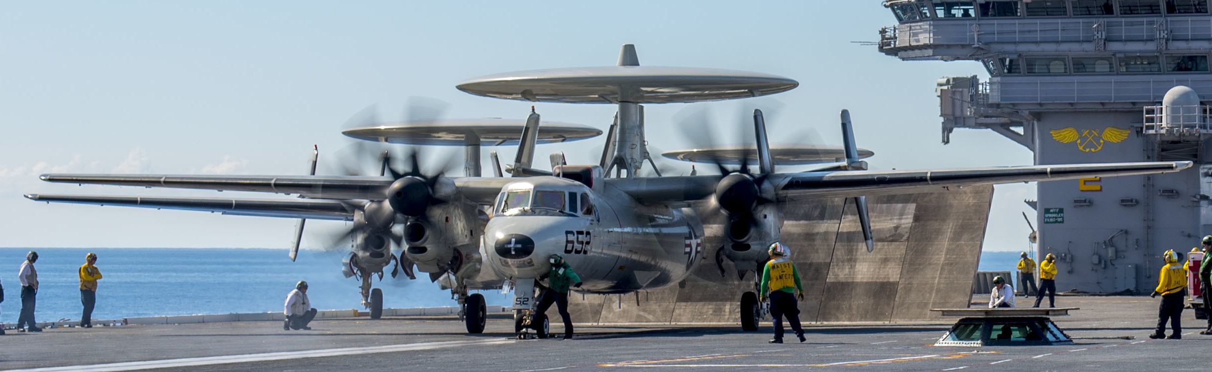 vaw-120 greyhawks carrier airborne early warning squadron e-2d advanced hawkeye replacement uss george h. w. bush cvn-77 142