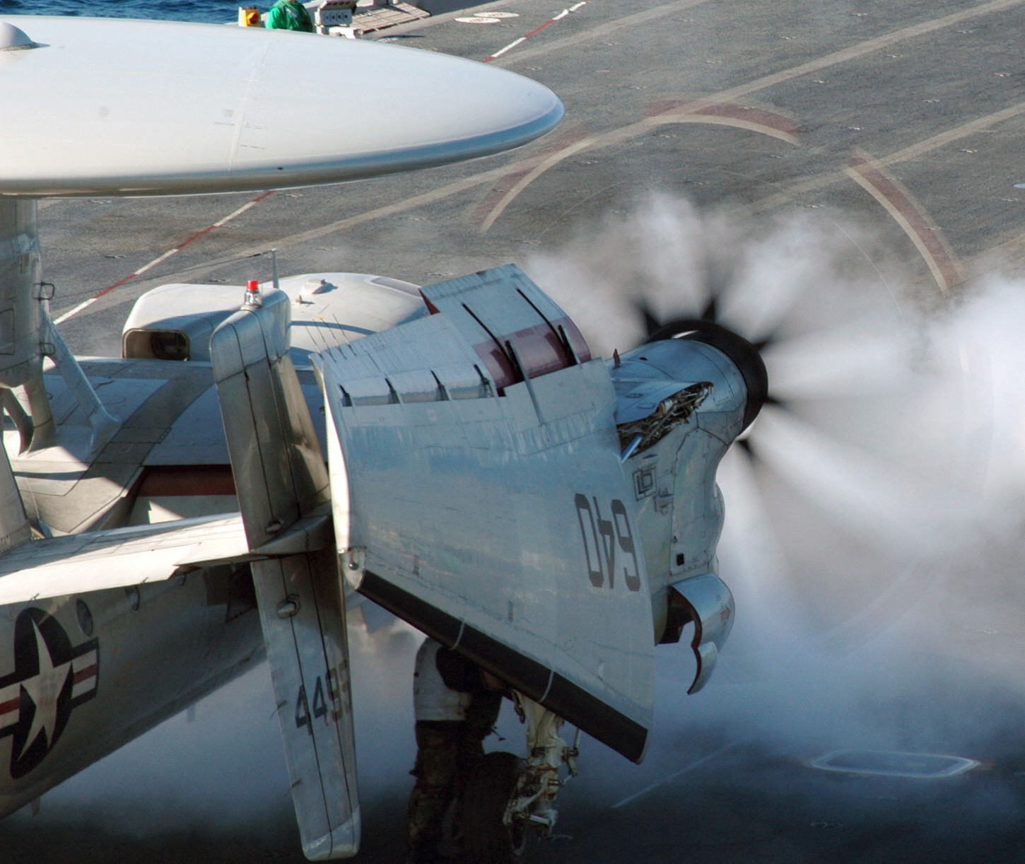 vaw-124 bear aces airborne command control squadron e-2c hawkeye cvn-71 uss theodore roosevelt cvw-8 38