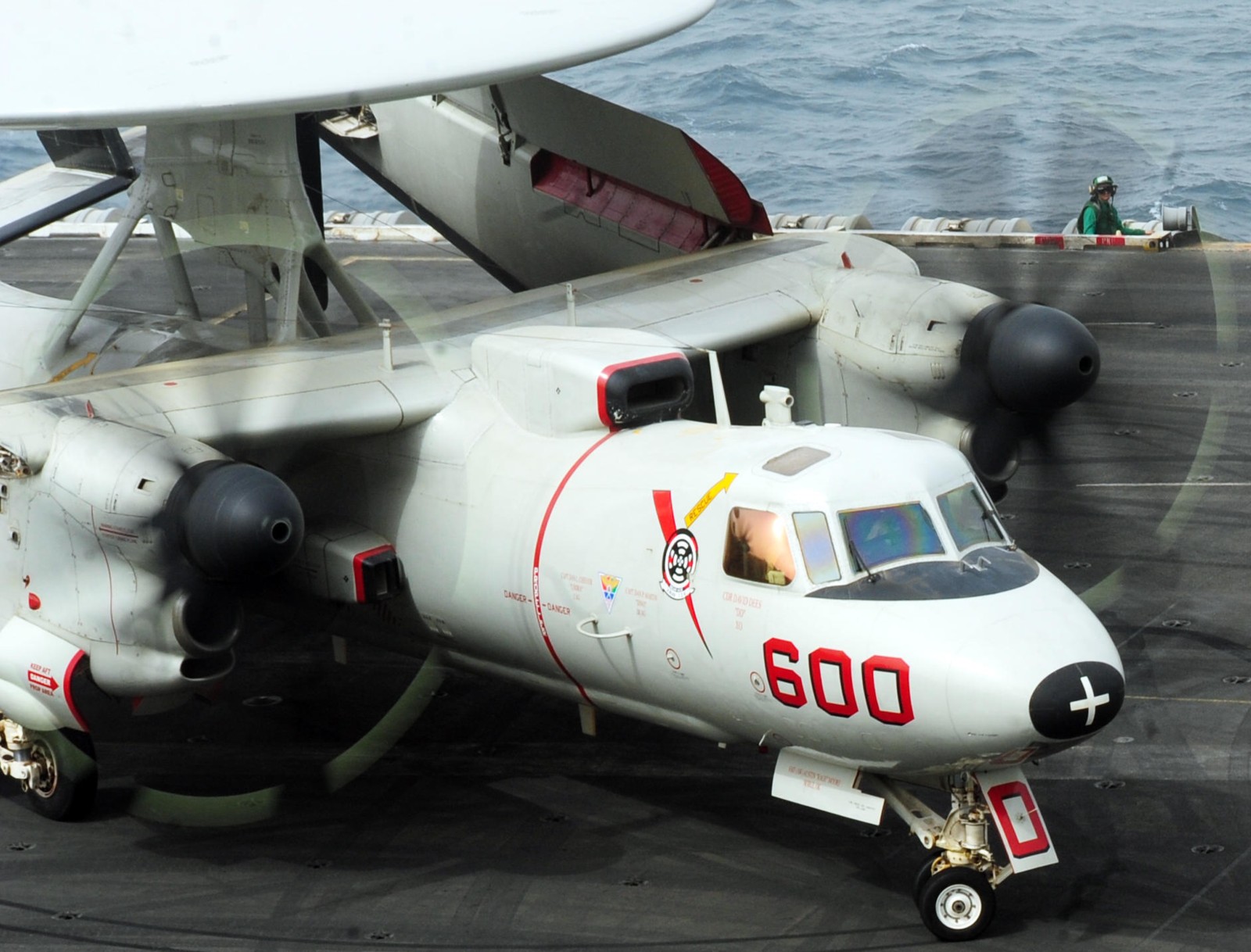 vaw-124 bear aces airborne command control squadron e-2c hawkeye cvn-77 uss george h. w. bush 61