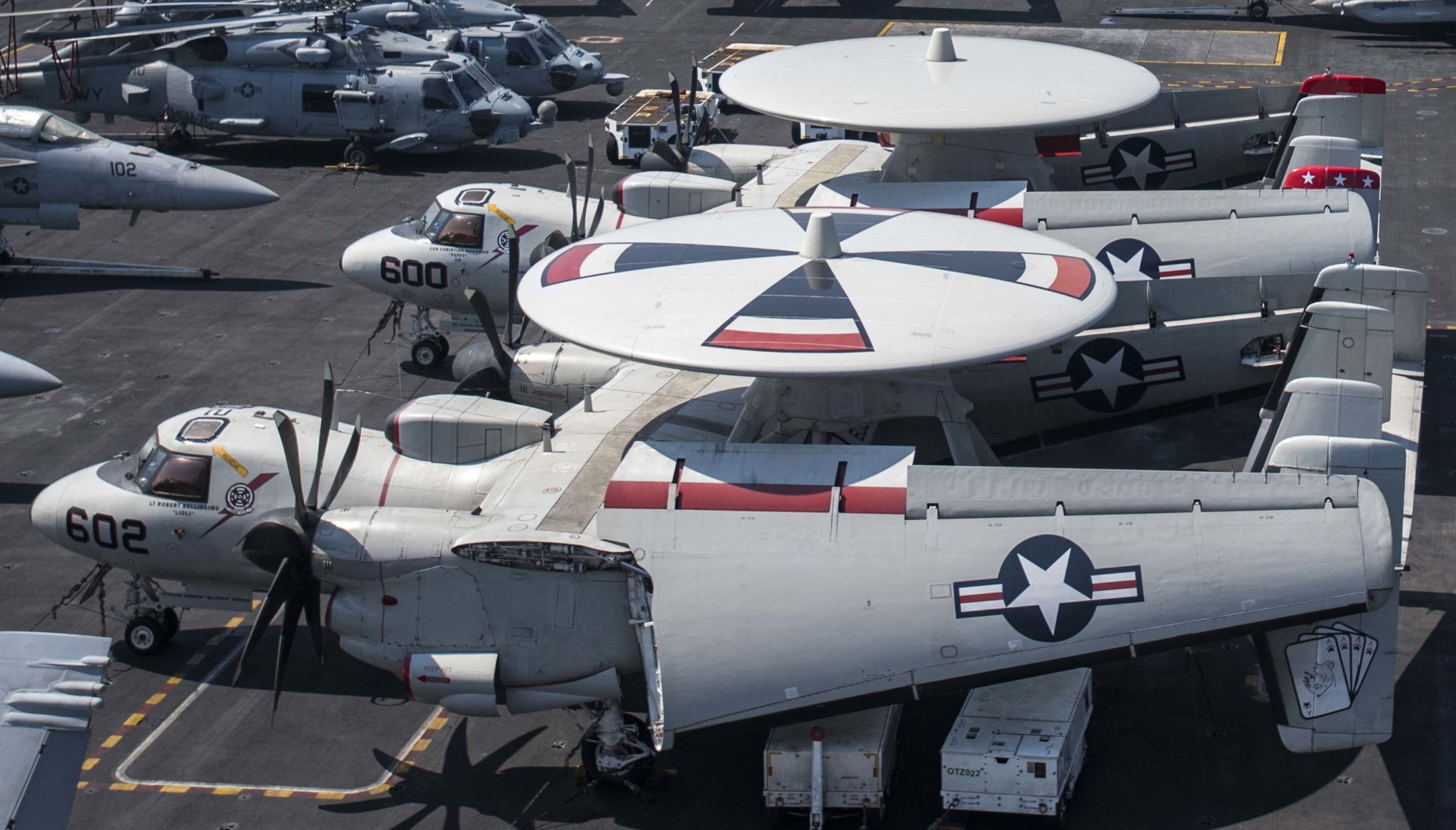 vaw-124 bear aces airborne command control squadron e-2c hawkeye cvn-77 uss george h. w. bush 89