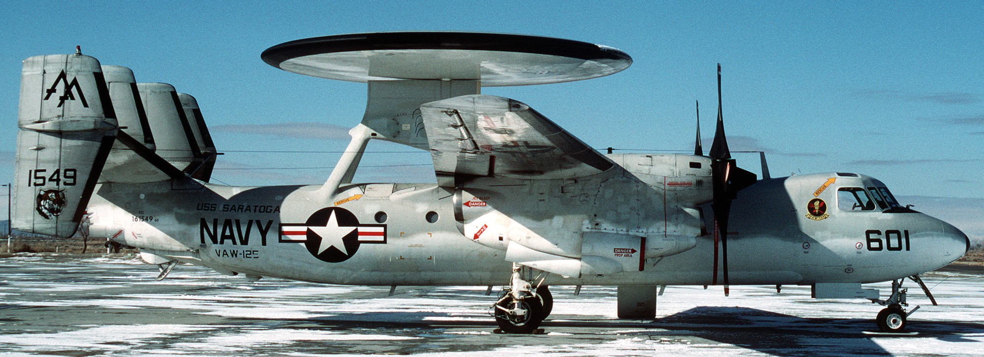 vaw-125 tigertails carrier airborne early warning squadron e-2c hawkeye nas fallon nevada 1985 16