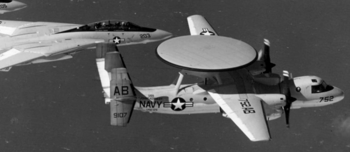 vaw-125 tigertails carrier airborne early warning squadron e-2c hawkeye cvw-1 cv-67 uss john f. kennedy 1975 17