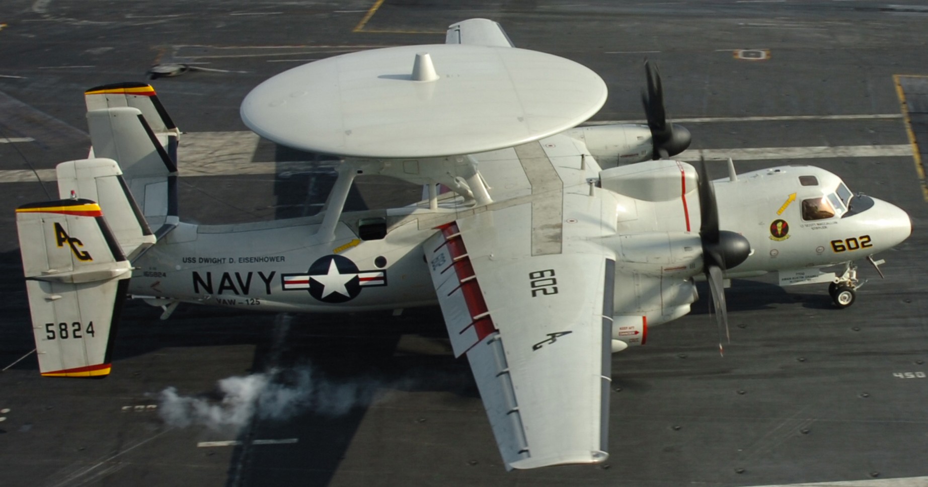 vaw-125 tigertails carrier airborne early warning squadron e-2c hawkeye cvw-7 cvn-69 uss dwight d. eisenhower 31