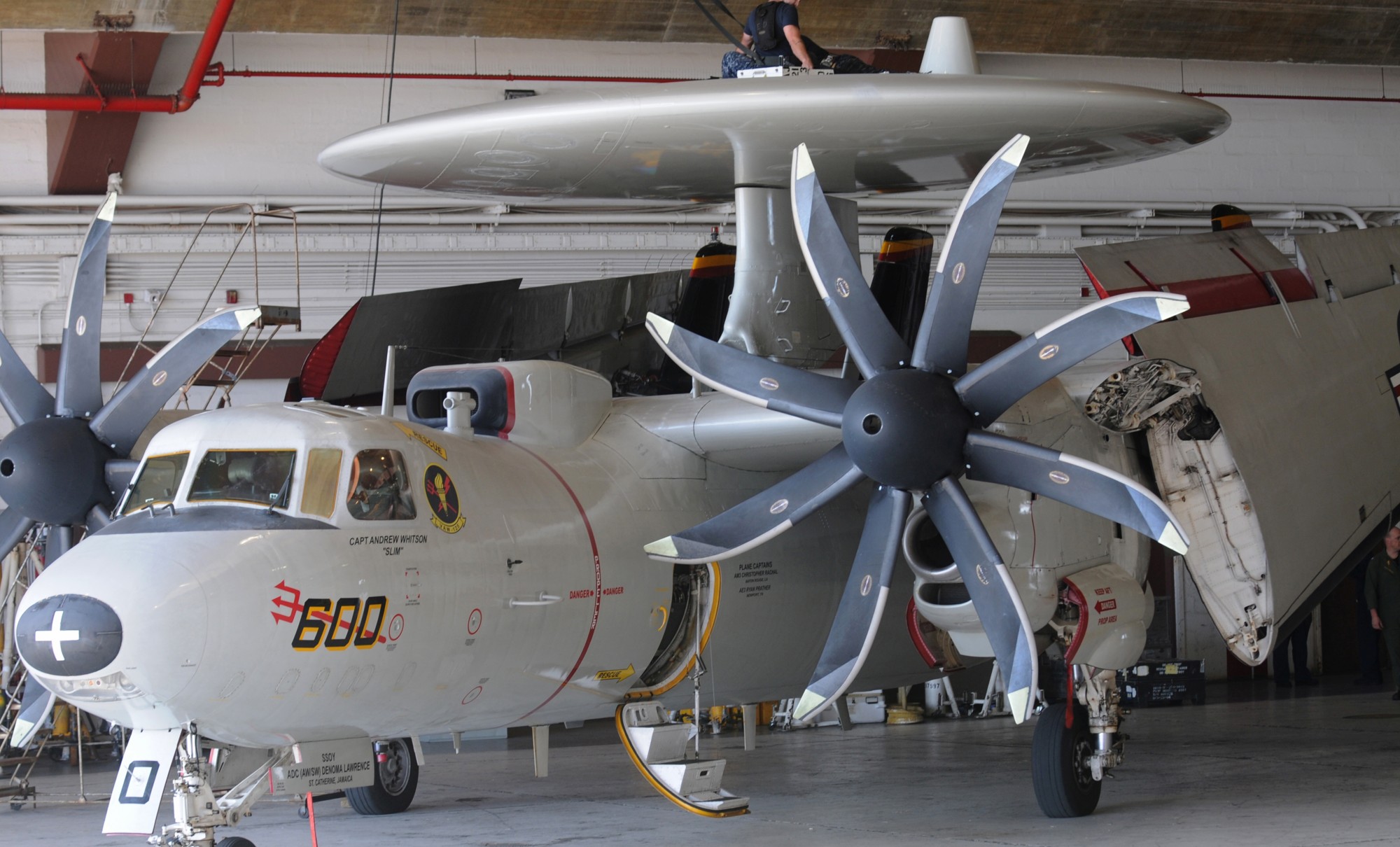 vaw-125 tigertails carrier airborne early warning squadron e-2c hawkeye naval station guantanamo bay cuba 2010 43