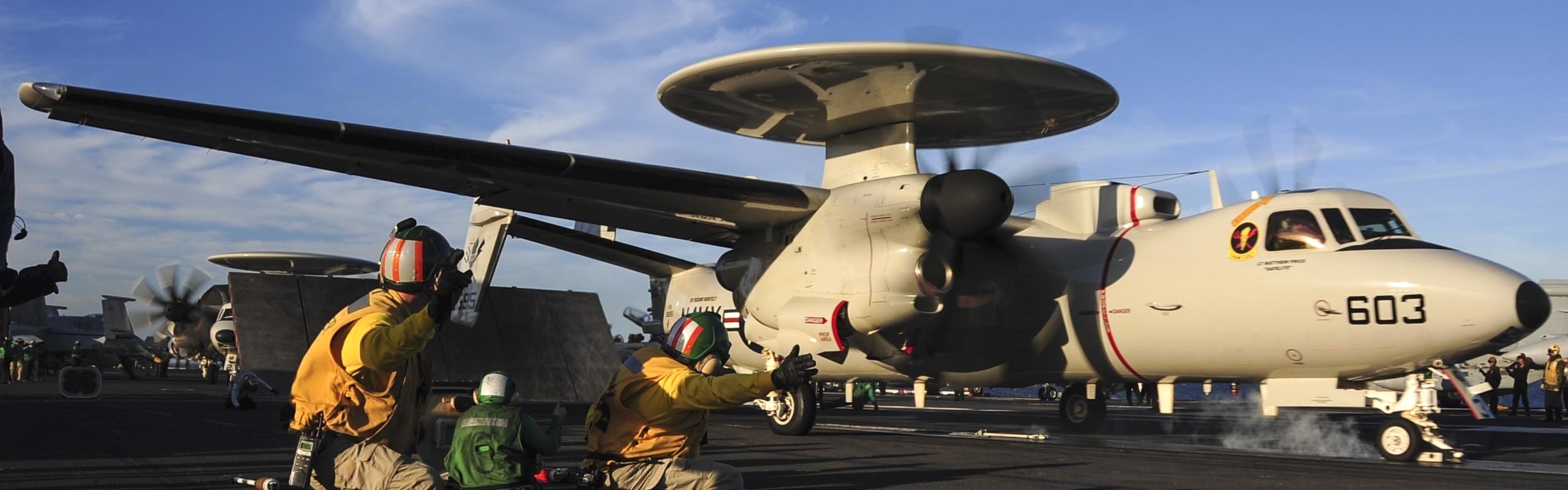 vaw-125 tigertails carrier airborne early warning squadron e-2d advanced hawkeye cvn-71 uss theodore roosevelt 55