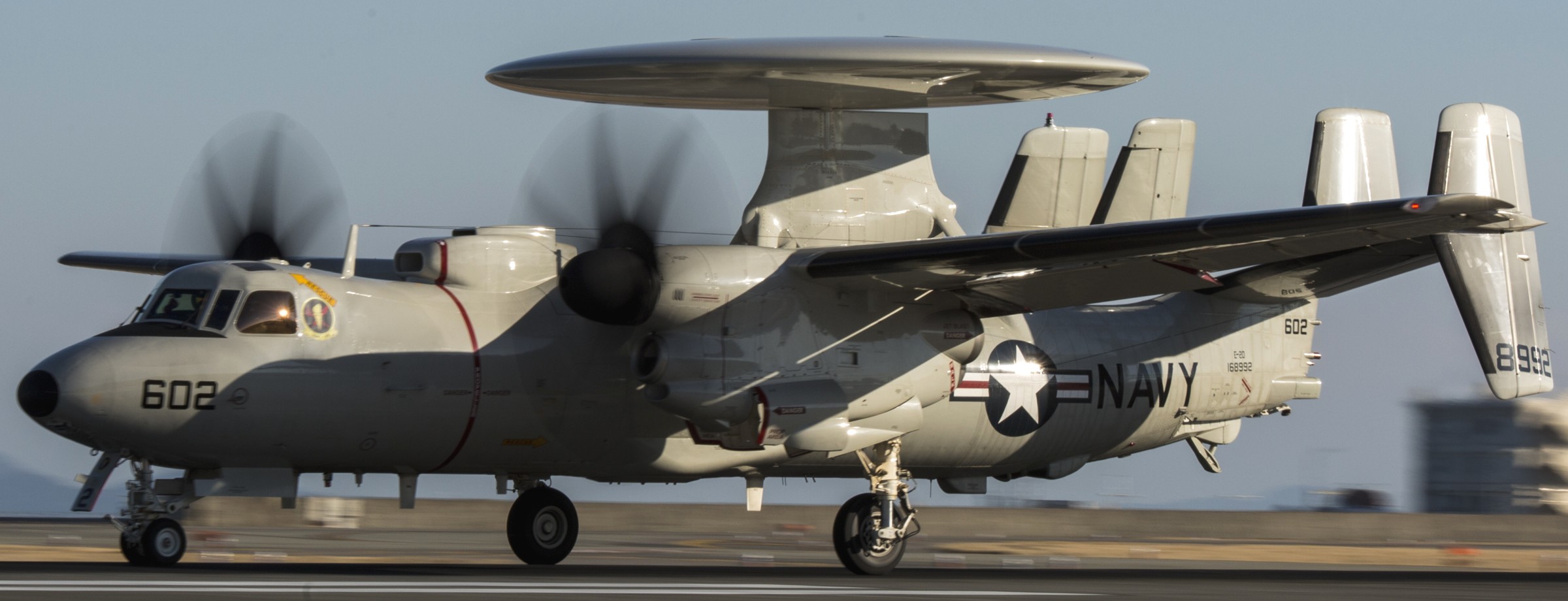 vaw-125 tigertails carrier airborne early warning squadron e-2d advanced hawkeye mcas iwakuni japan 64