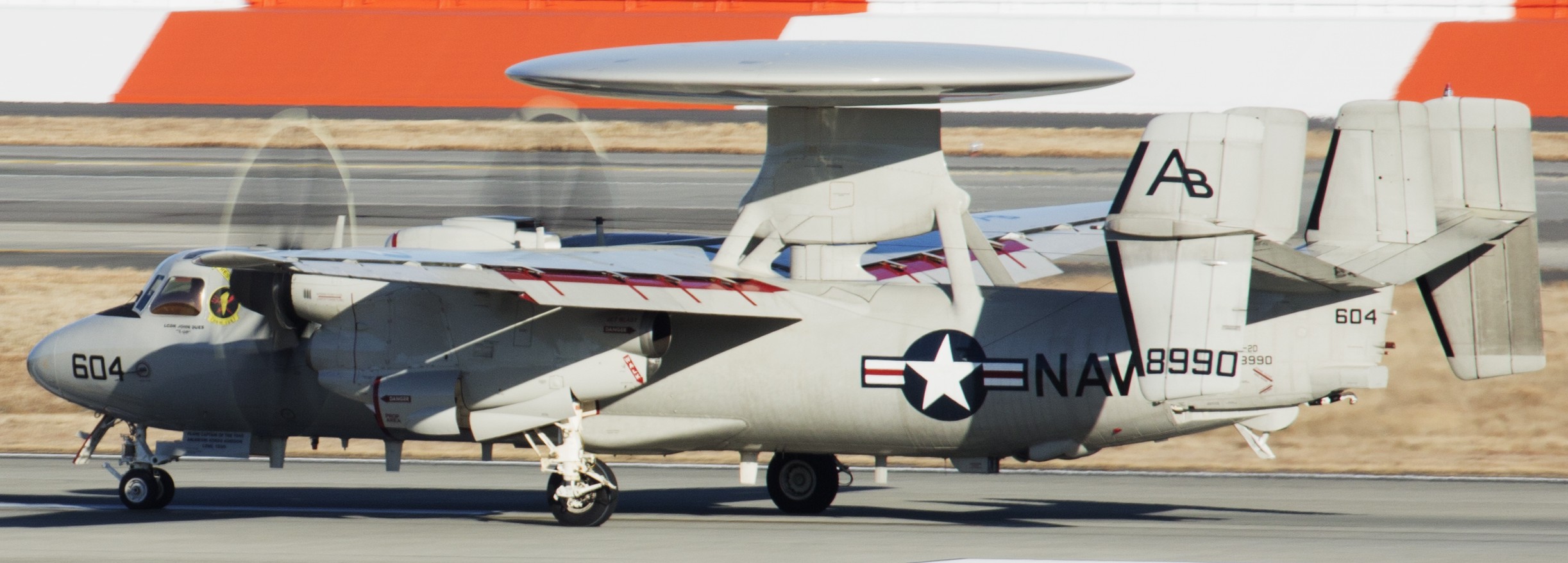 vaw-125 tigertails carrier airborne early warning squadron e-2d advanced hawkeye mcas iwakuni japan 79