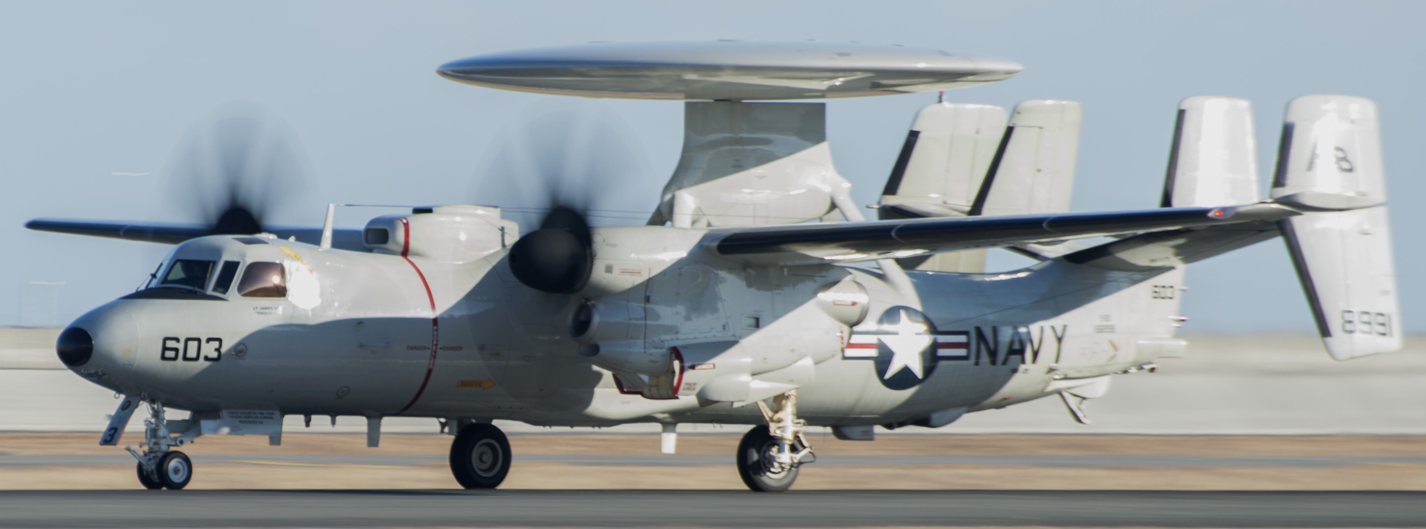 vaw-125 tigertails carrier airborne early warning squadron e-2d advanced hawkeye mcas iwakuni japan 80