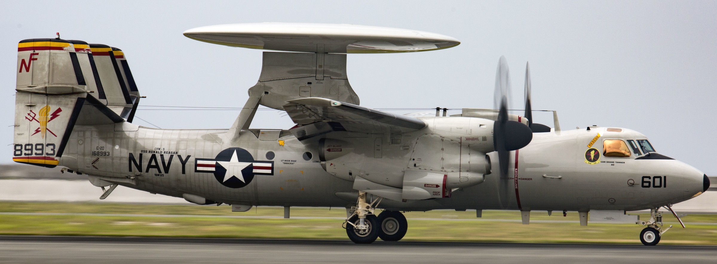 vaw-125 tigertails carrier airborne early warning squadron e-2d advanced hawkeye cvw-5 mcas iwakuni japan 2017 89