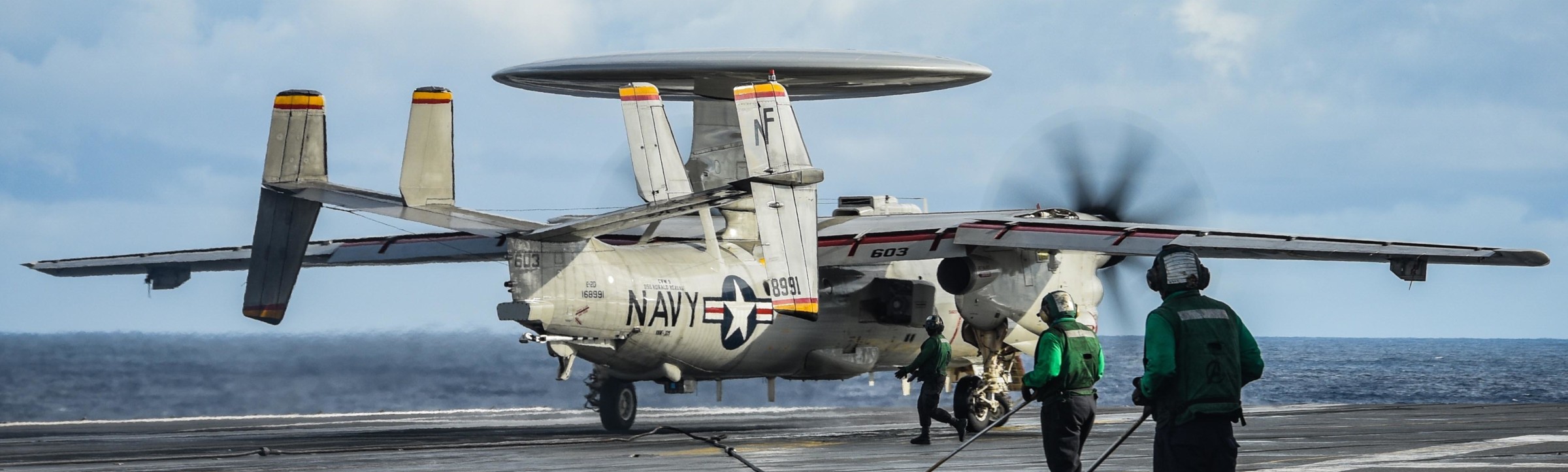 vaw-125 tigertails airborne command control squadron e-2d advanced hawkeye cvw-5 cvn-76 uss ronald reagan 97