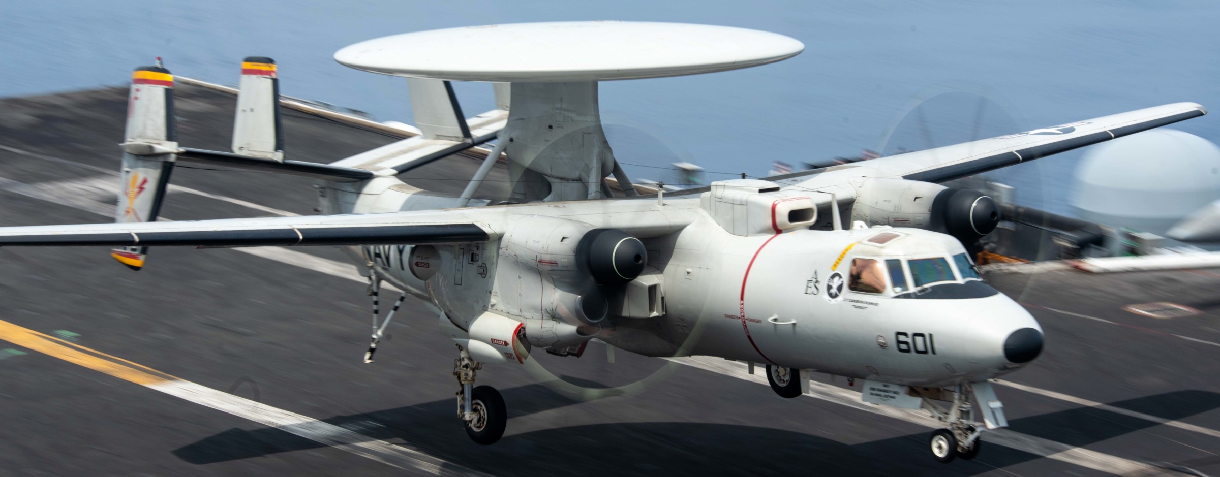 vaw-125 tigertails airborne command control squadron e-2d advanced hawkeye cvw-5 cvn-76 uss ronald reagan 106