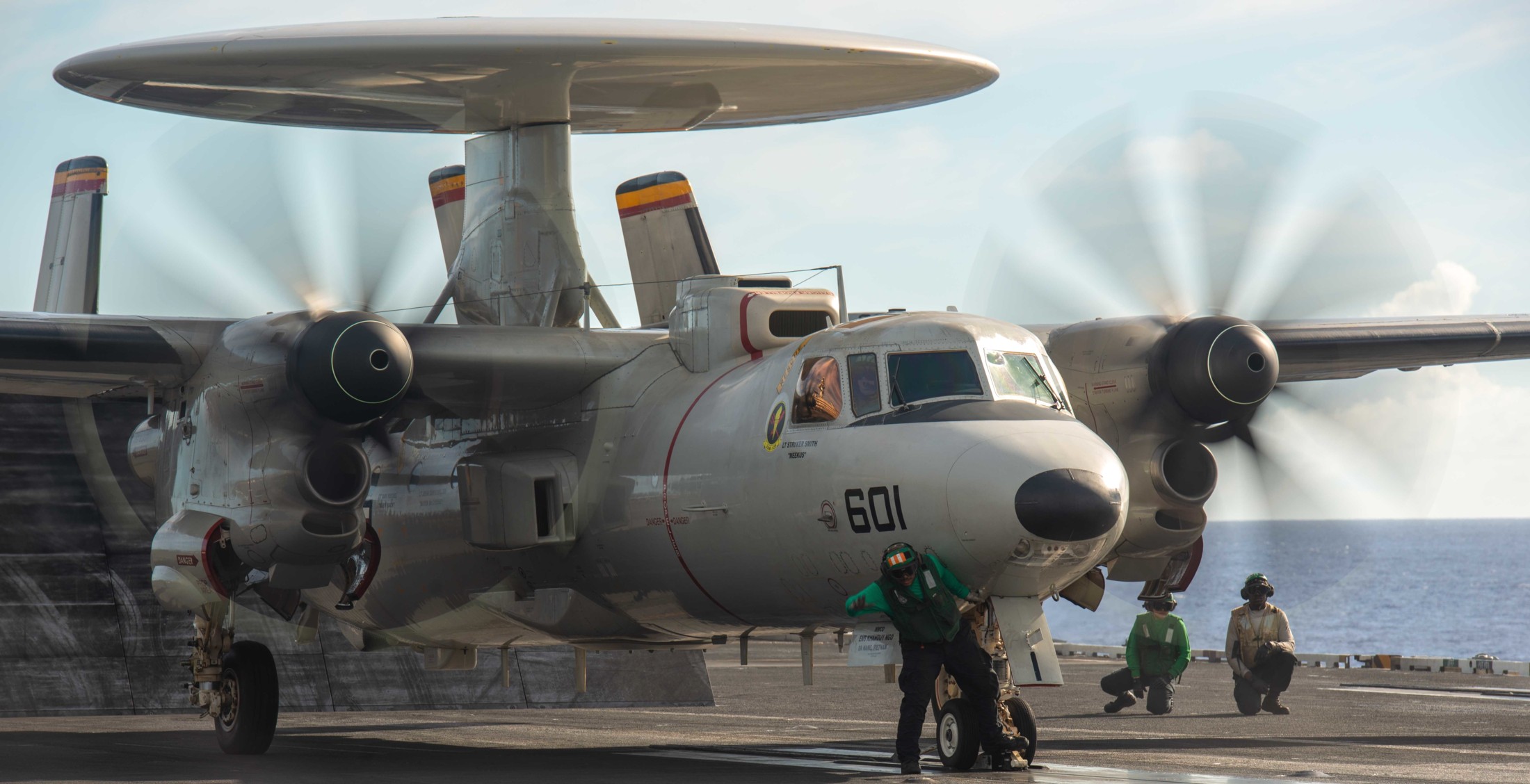 vaw-125 tigertails airborne command control squadron e-2d advanced hawkeye cvw-5 cvn-76 uss ronald reagan 120