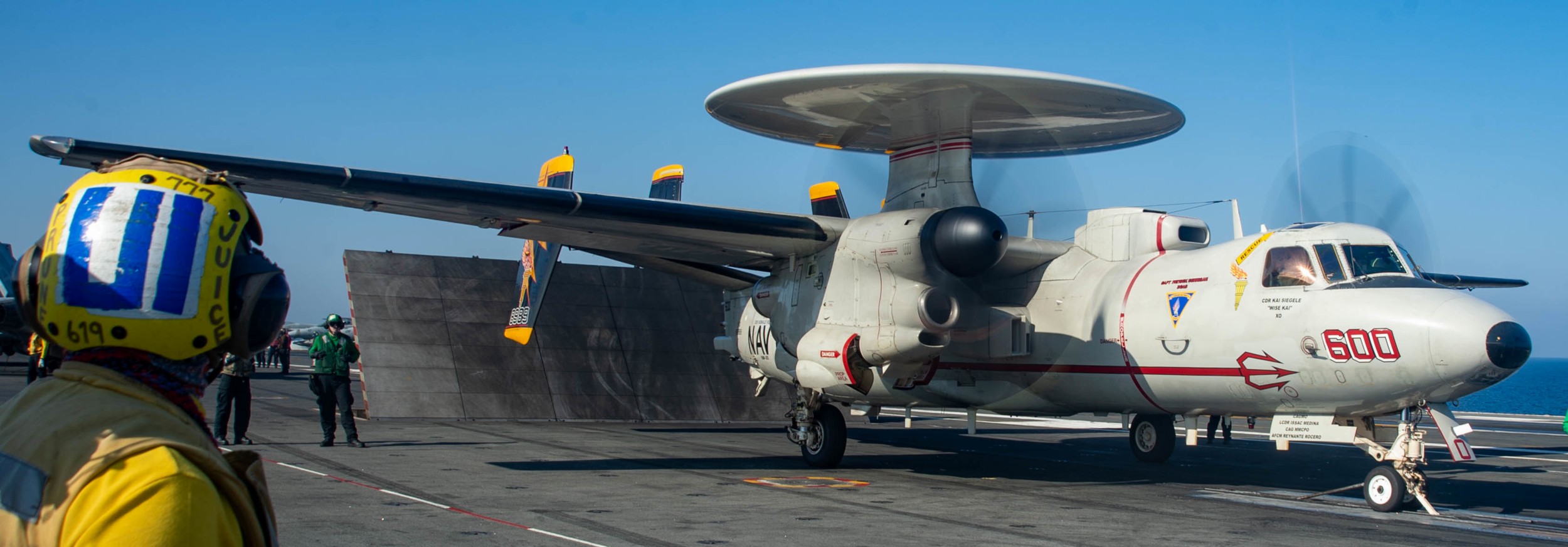 vaw-125 tigertails airborne command control squadron e-2d advanced hawkeye cvw-5 cvn-76 uss ronald reagan 122