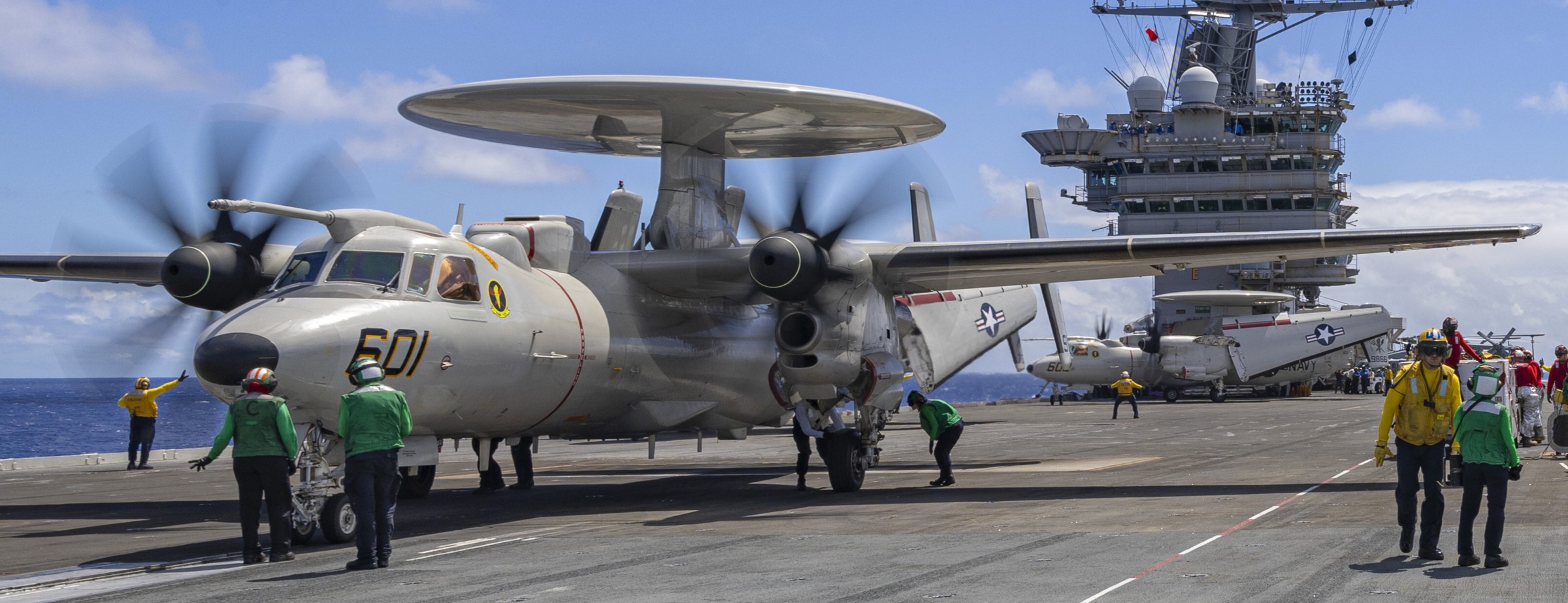 vaw-125 tigertails airborne command control squadron e-2d advanced hawkeye aerial refueling 128